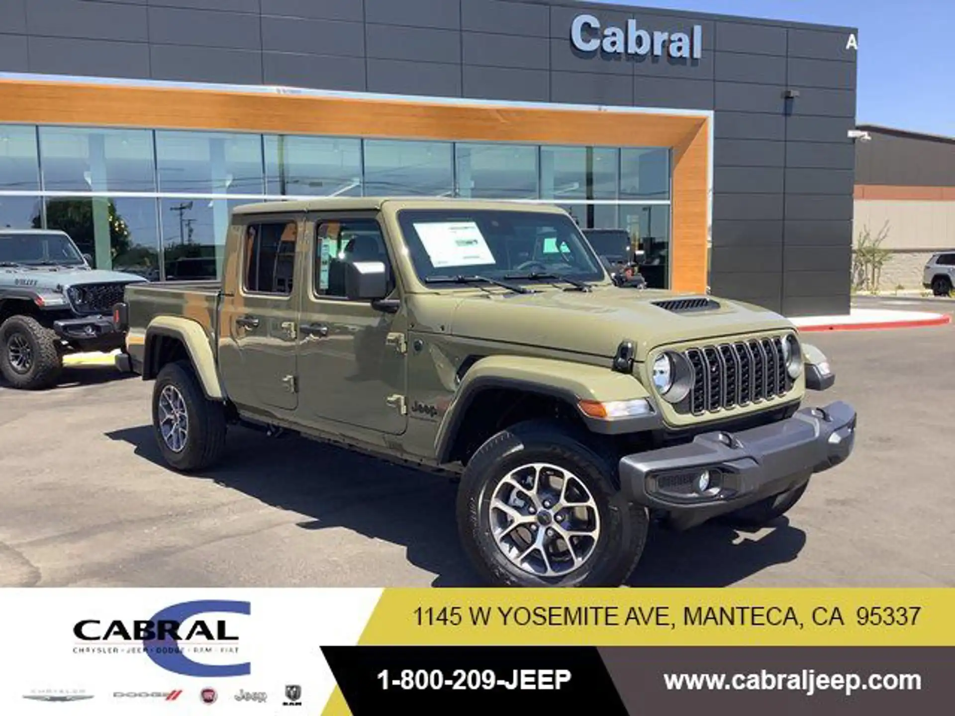2025 Jeep Gladiator Sport S Auto's photo