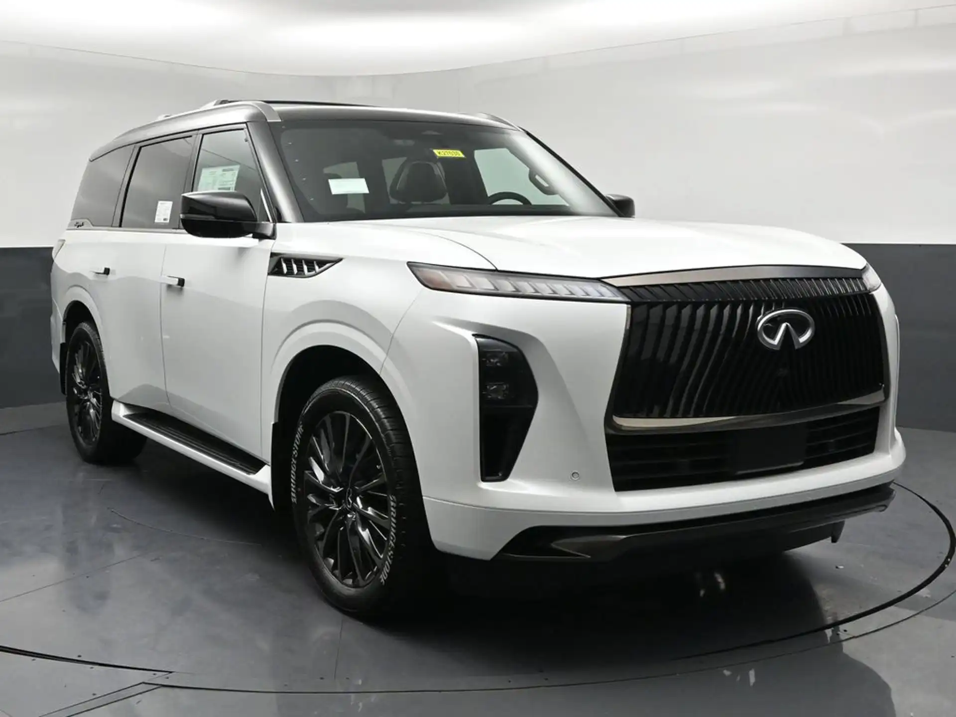 2027 INFINITI QX80 Autograph's photo