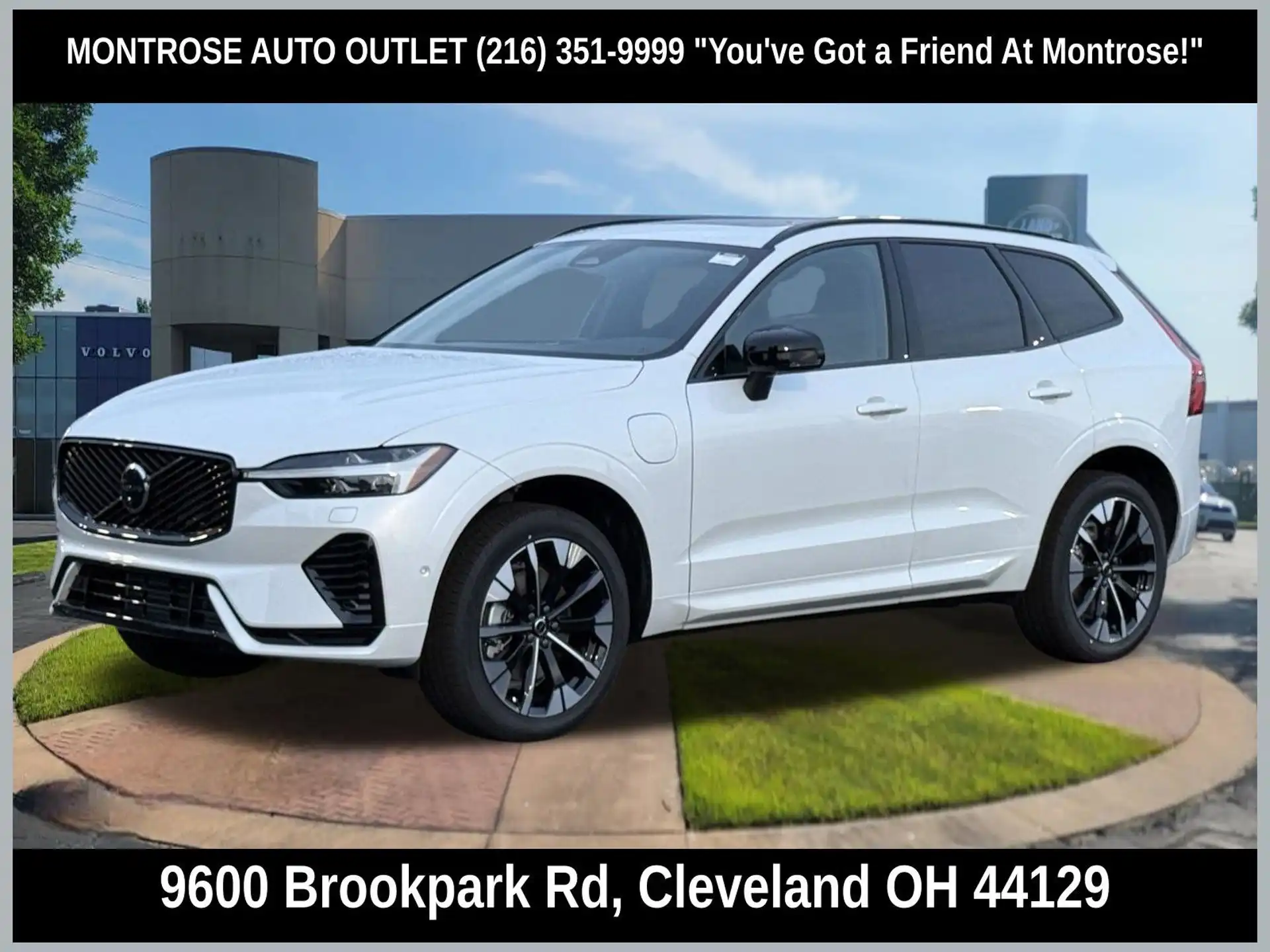 2026 Volvo XC60 T8 Plus Dark AWD's photo