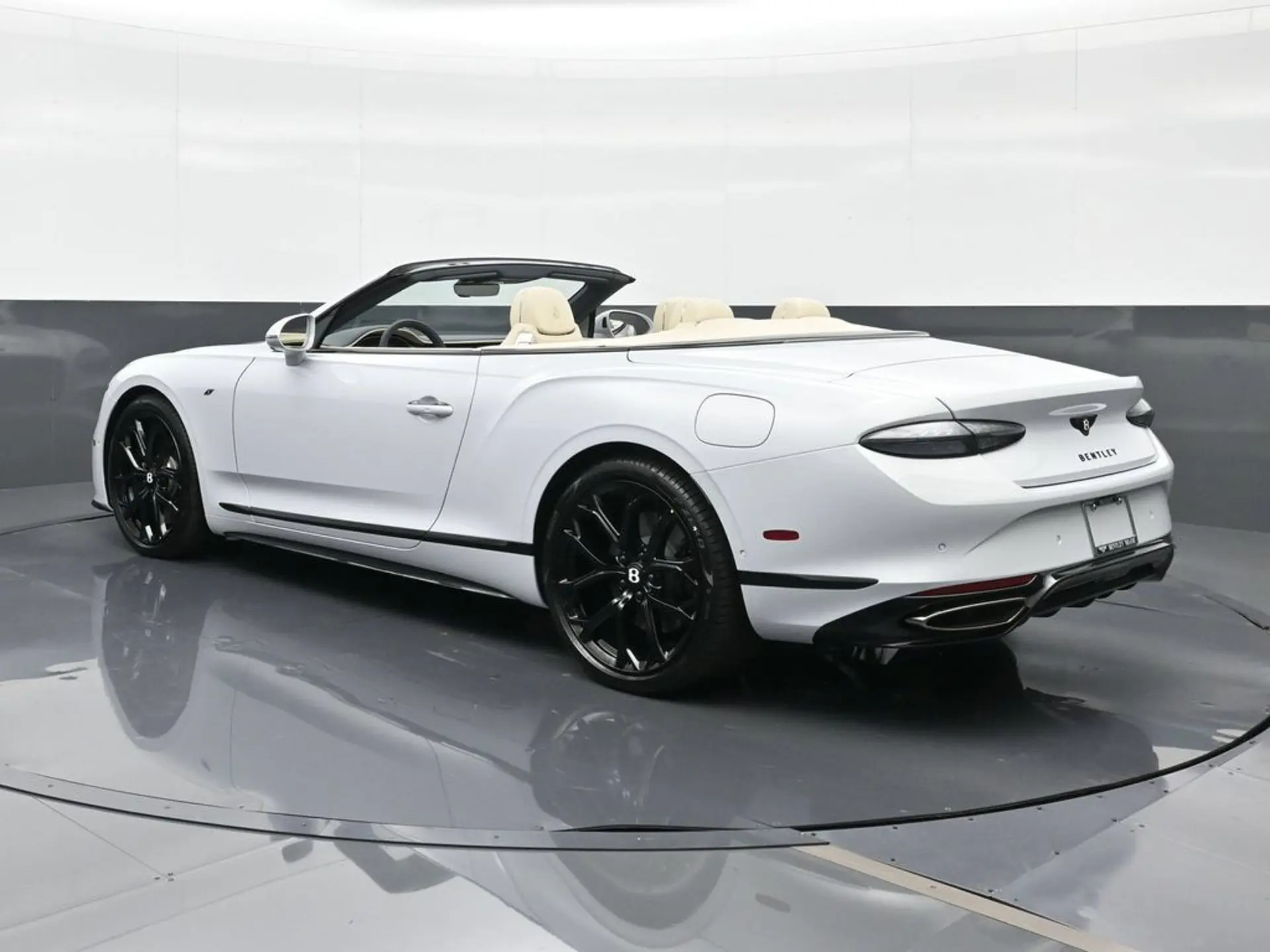 2026 Bentley Continental GT Base photo 3
