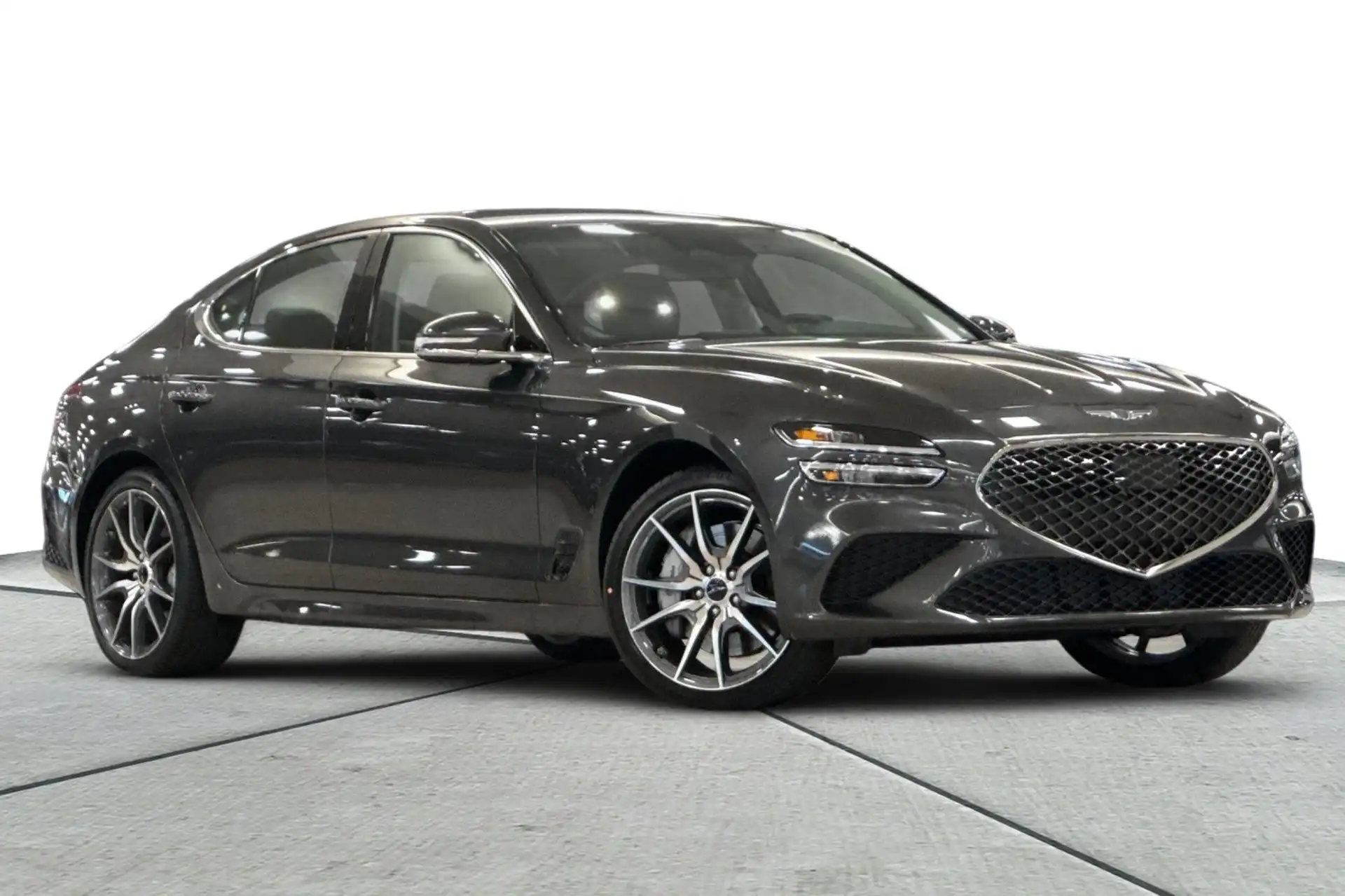 2026 Genesis G70 2.5T Standard's photo