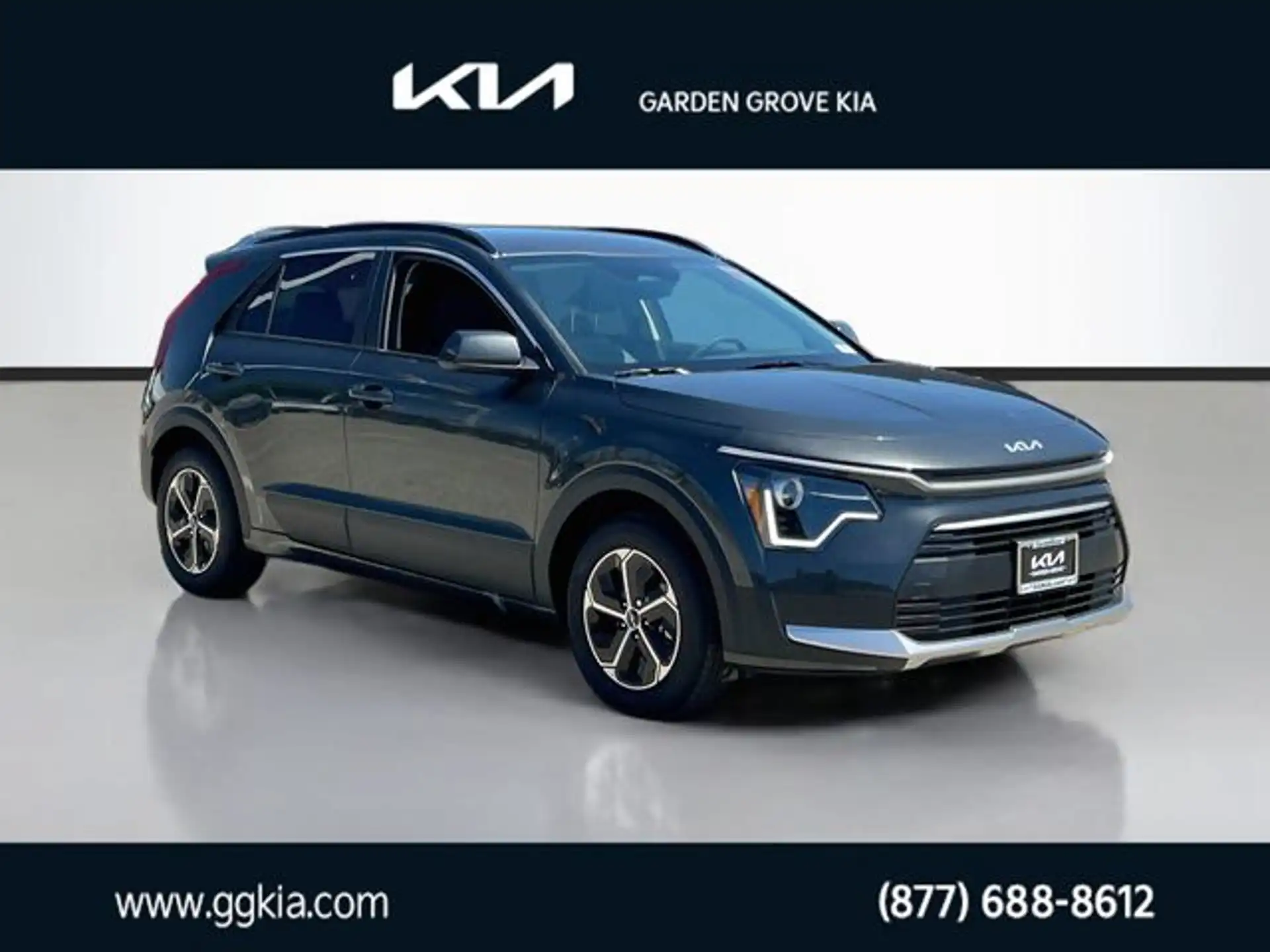 2026 Kia Niro LX HEV's photo