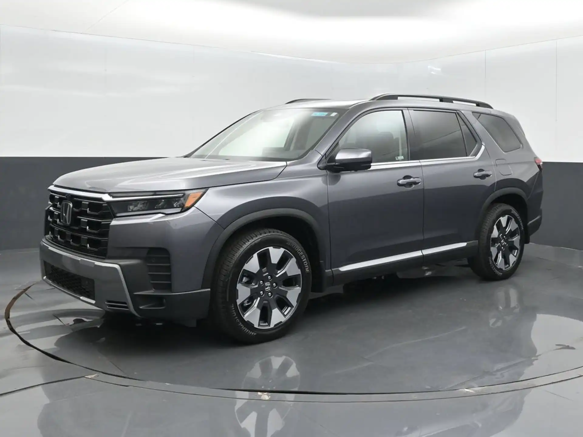 2026 Honda Pilot Elite AWD's photo