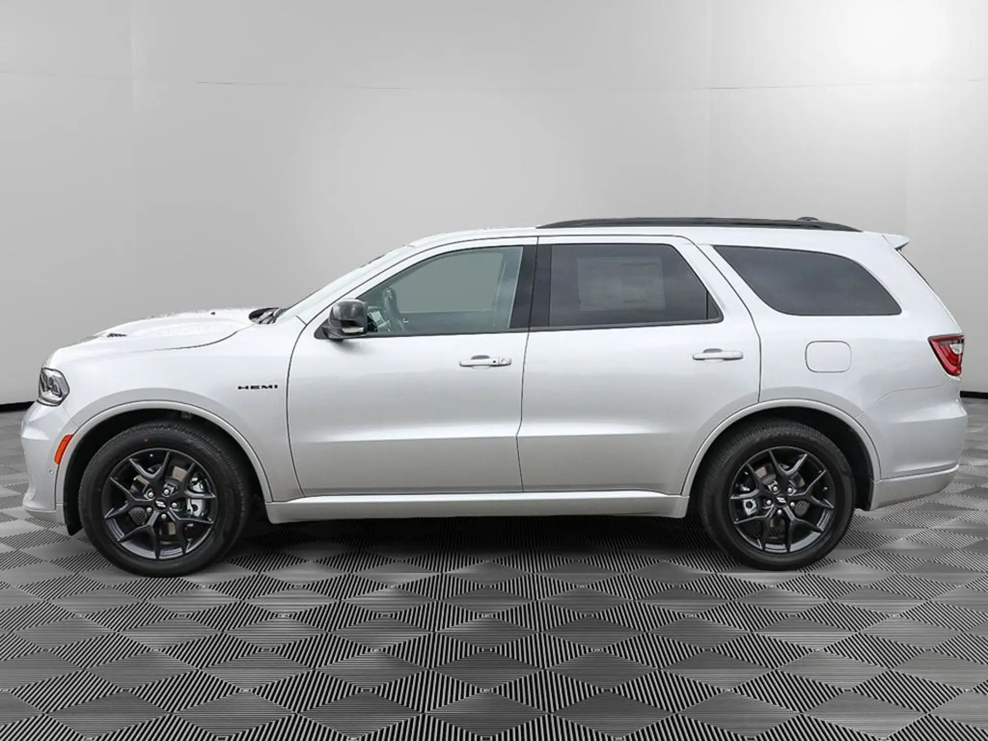2026 Dodge Durango GT HEMI Plus V8 AWD photo 3