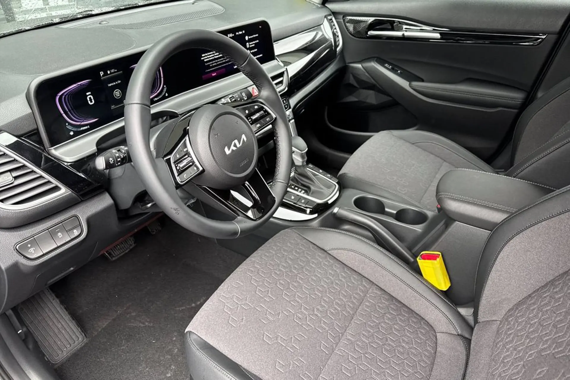 2026 Kia Seltos 2.0 S AWD photo 5