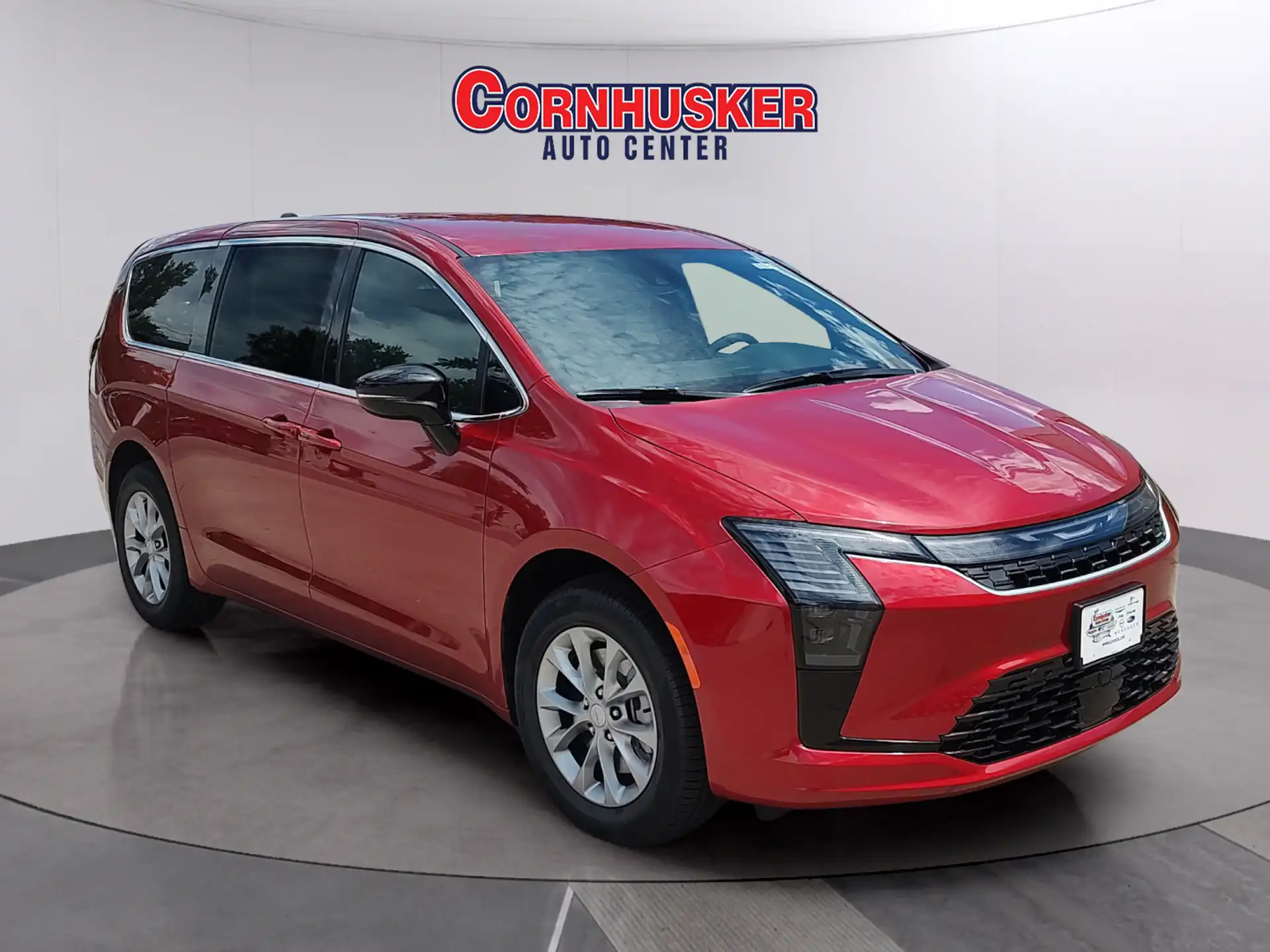 2027 Chrysler Pacifica Select AWD's photo