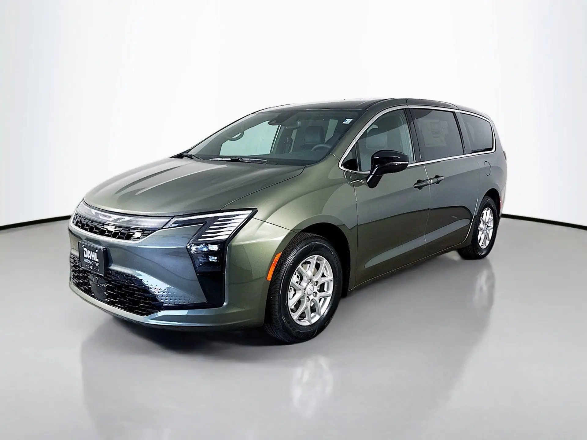 2027 Chrysler Pacifica Select photo 4
