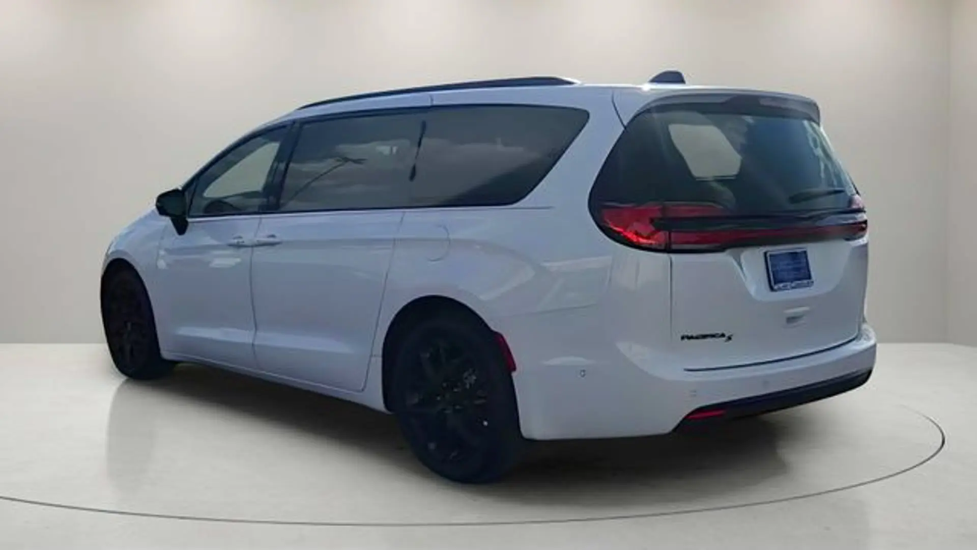 2026 Chrysler Pacifica Select photo 5