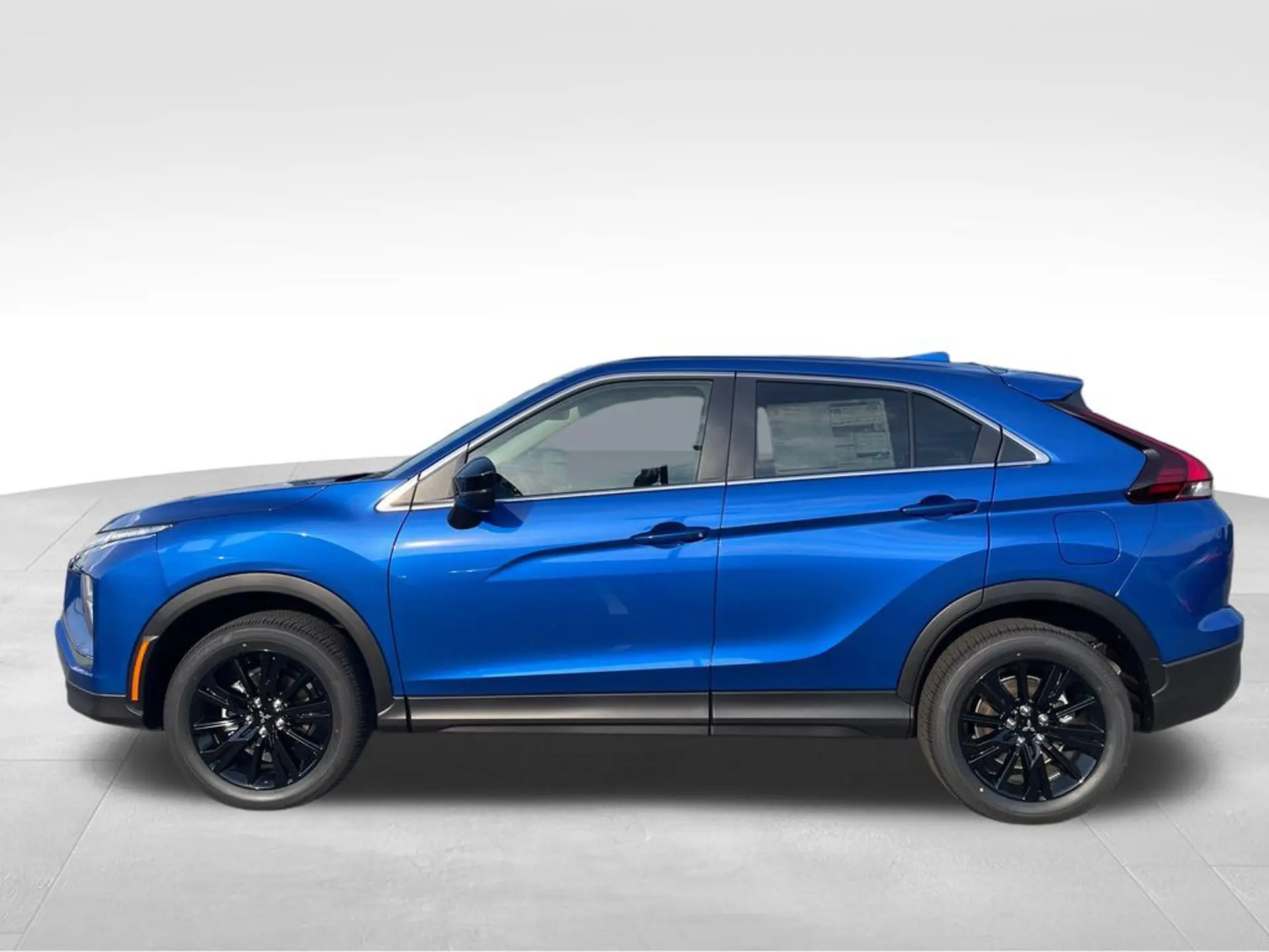 2026 Mitsubishi Eclipse Cross LE S-AWC photo 4