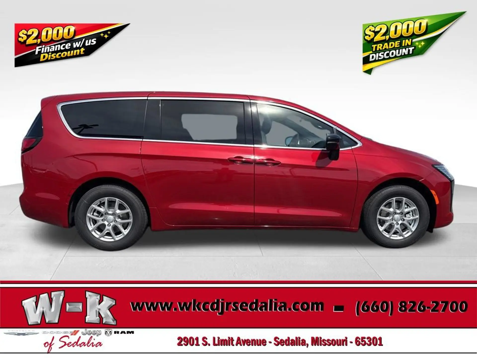 2027 Chrysler Pacifica Select photo 5