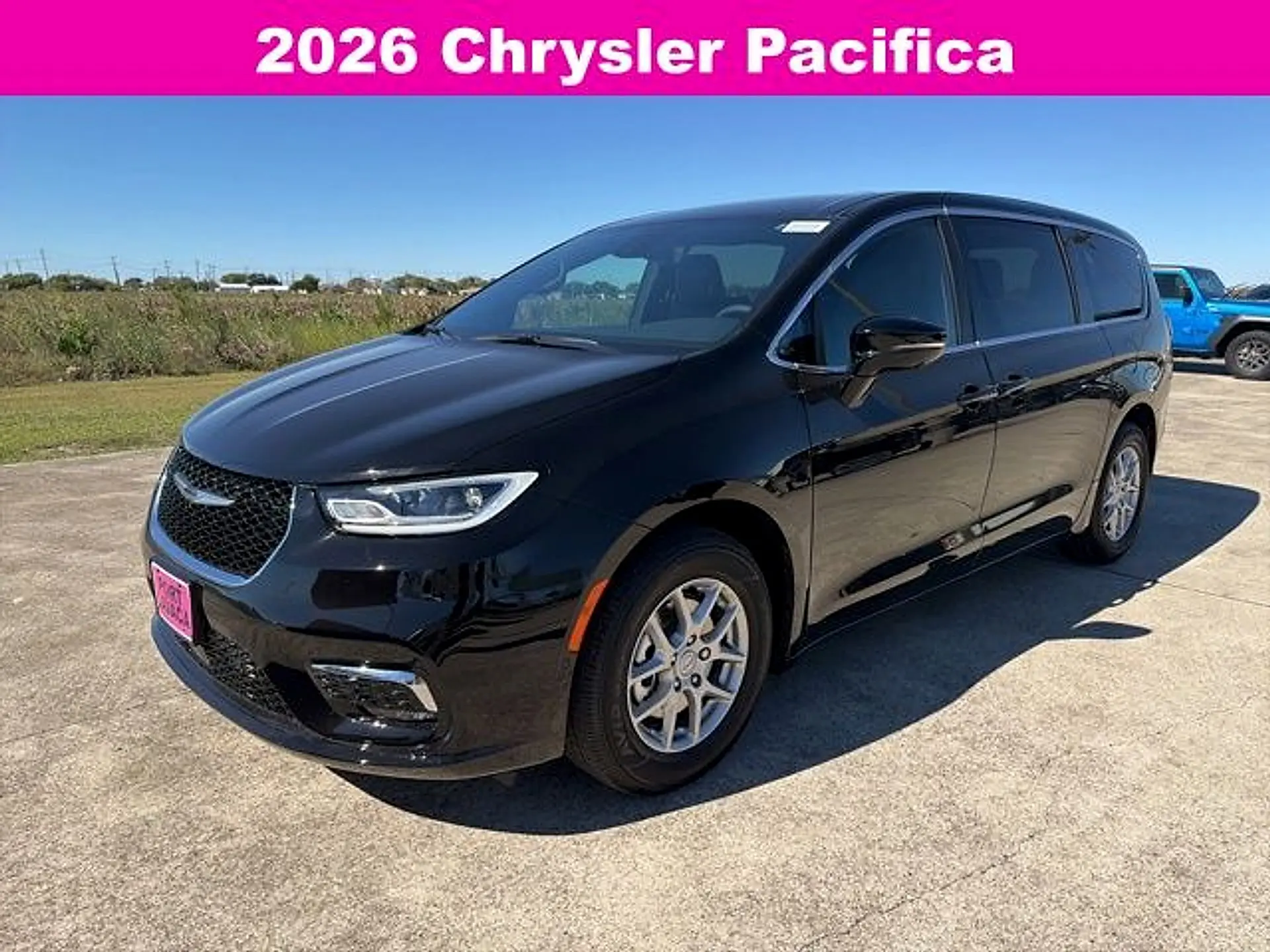 2026 Chrysler Pacifica Select photo 3
