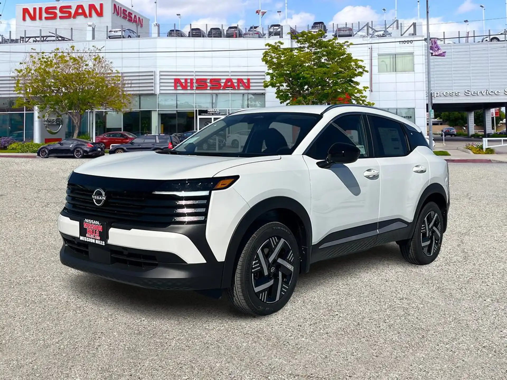 2026 Nissan Kicks 2.0 SV's photo