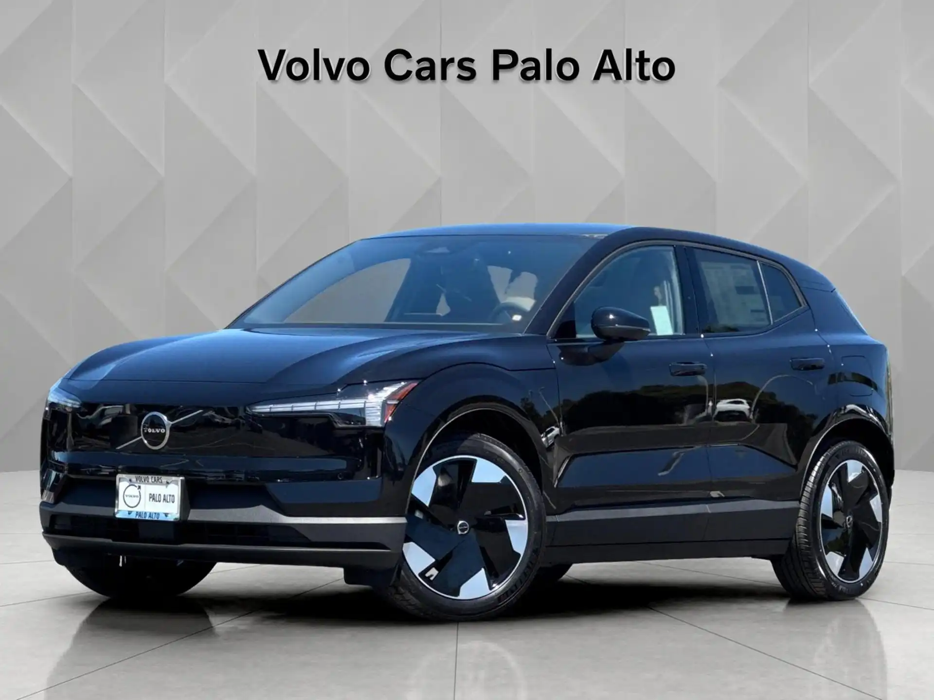 2026 Volvo EX30 Single Motor Plus's photo