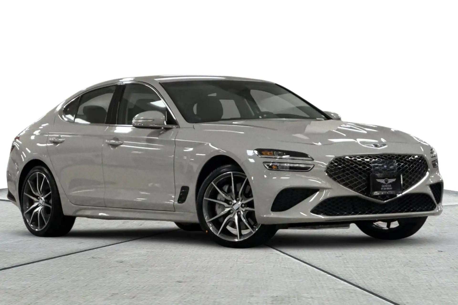 2026 Genesis G70 2.5T Standard's photo