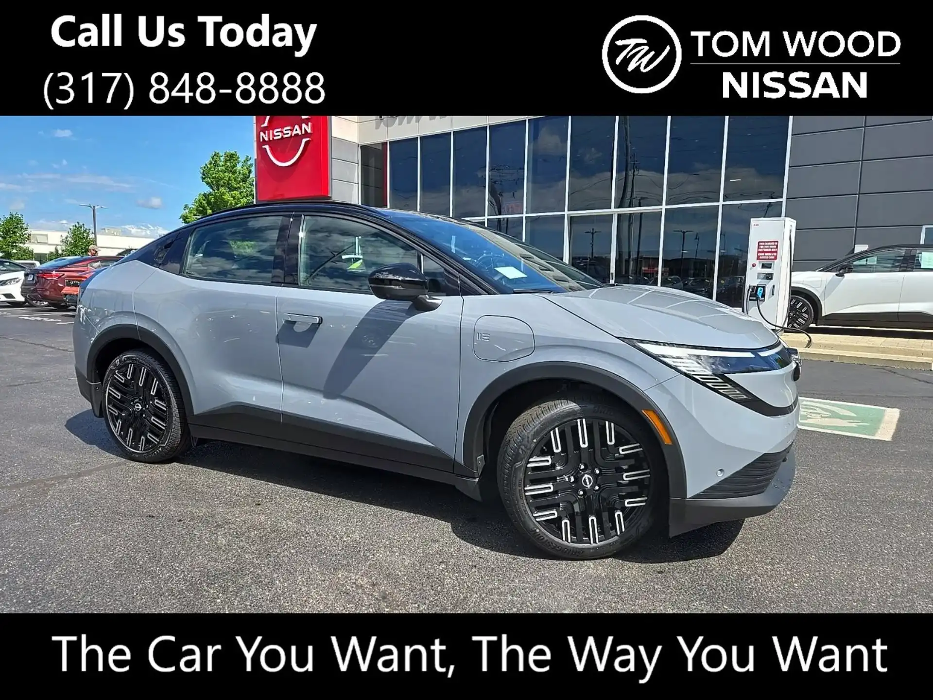 2026 Nissan Leaf Platinum+'s photo