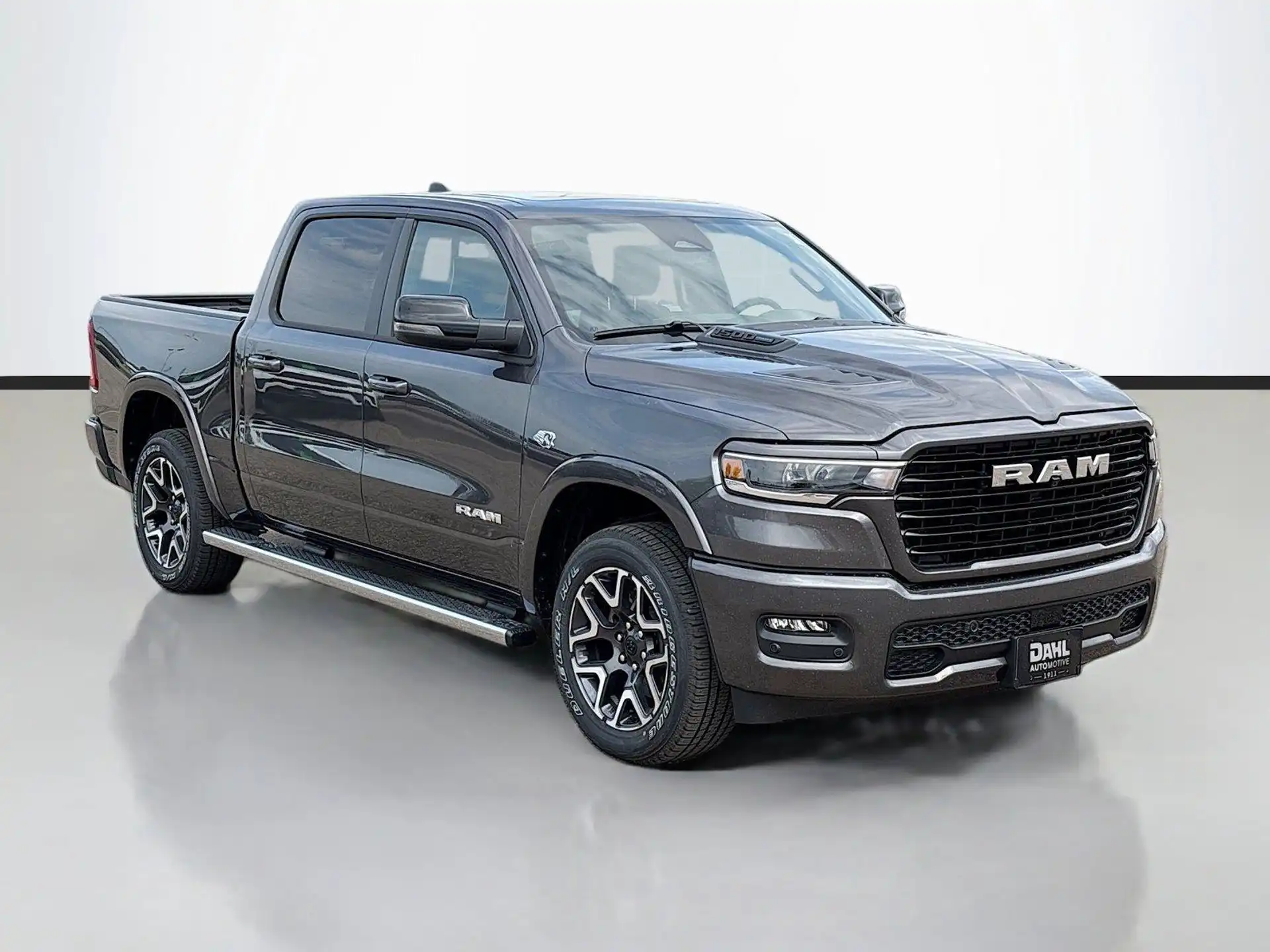 2026 RAM 1500 Laramie 4x4 Crew Cab 5'7's photo