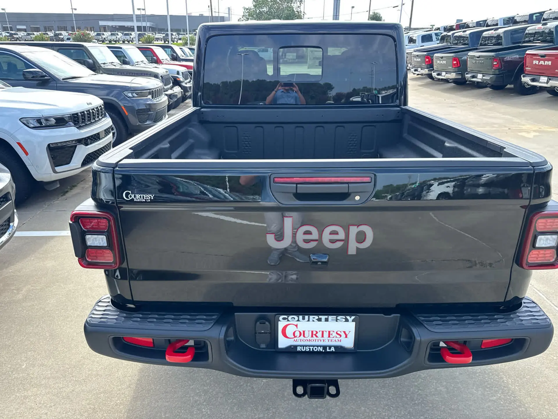 2026 Jeep Gladiator Rubicon Auto photo 5