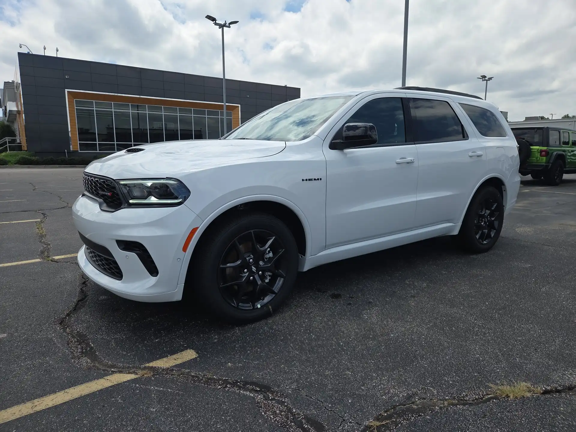 2026 Dodge Durango GT HEMI V8 AWD's photo