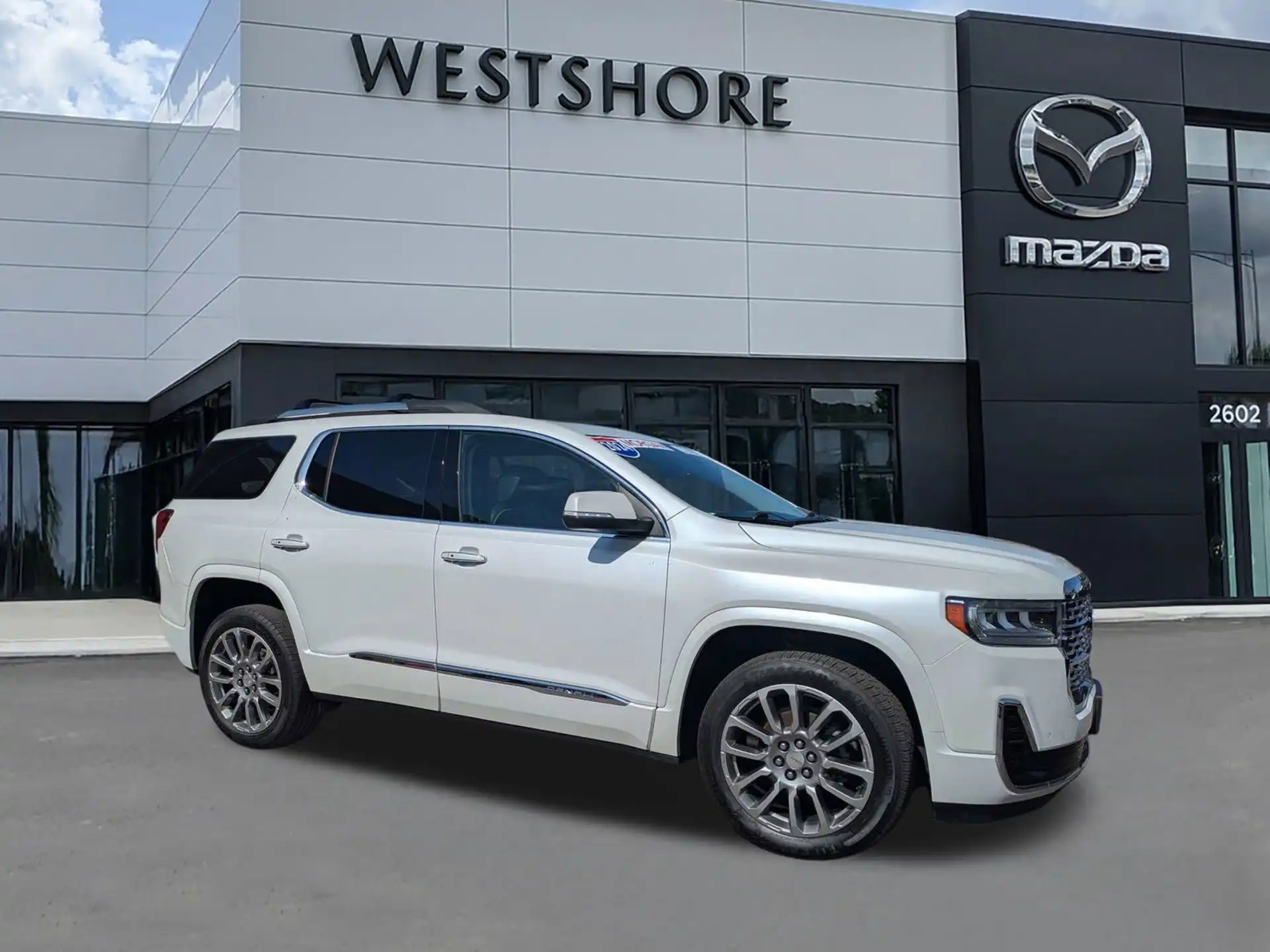 2023 GMC Acadia Denali AWD's photo