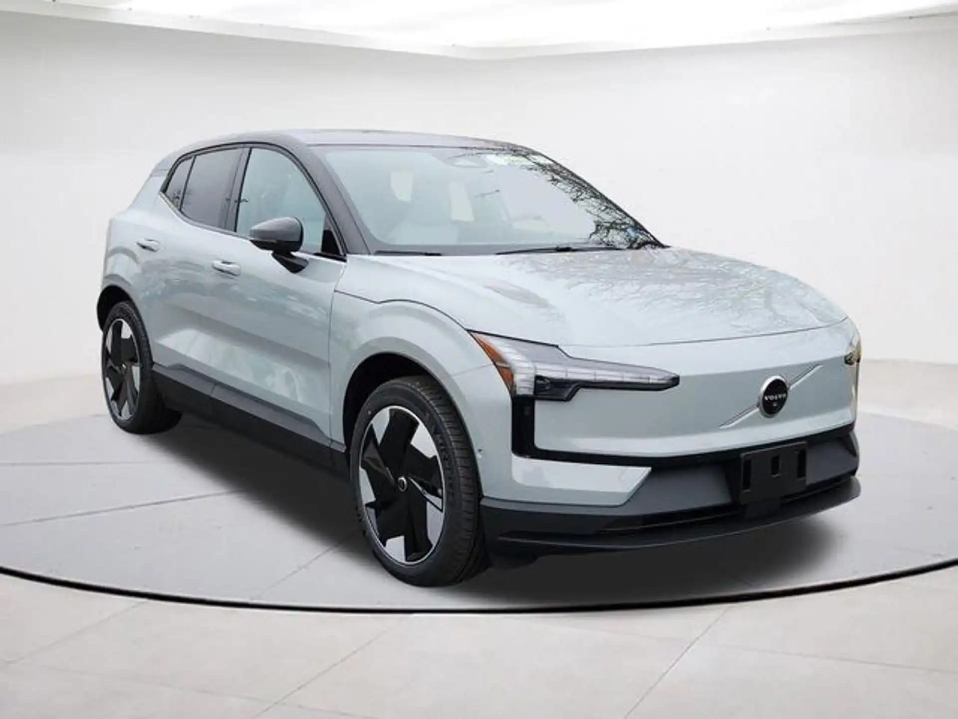 2026 Volvo EX30 Twin Motor Performance Ultra's photo