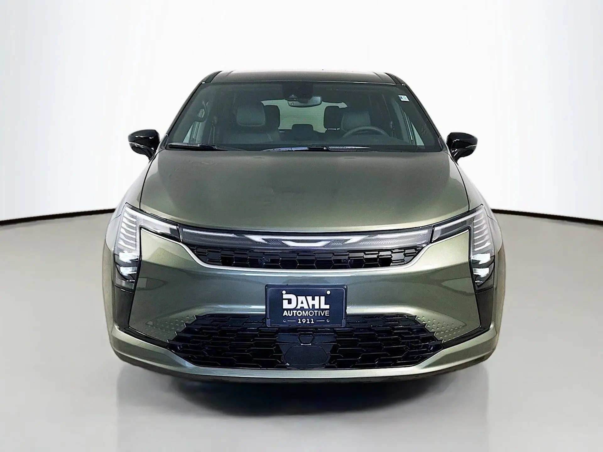 2027 Chrysler Pacifica Select photo 3