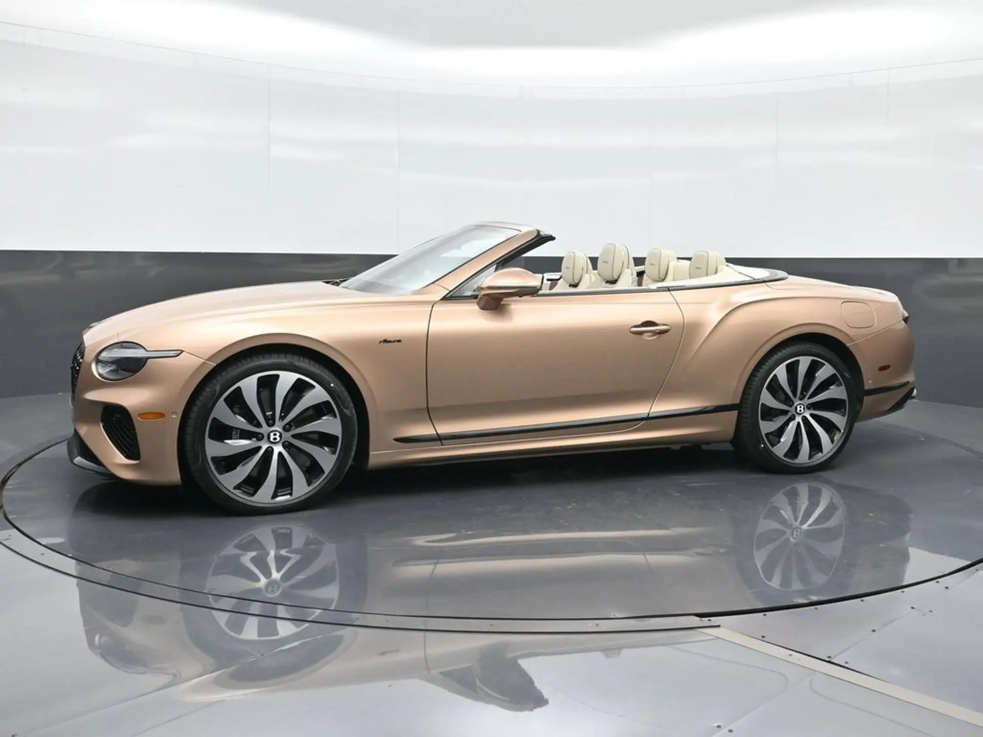 2026 Bentley Continental GT undefined photo 5