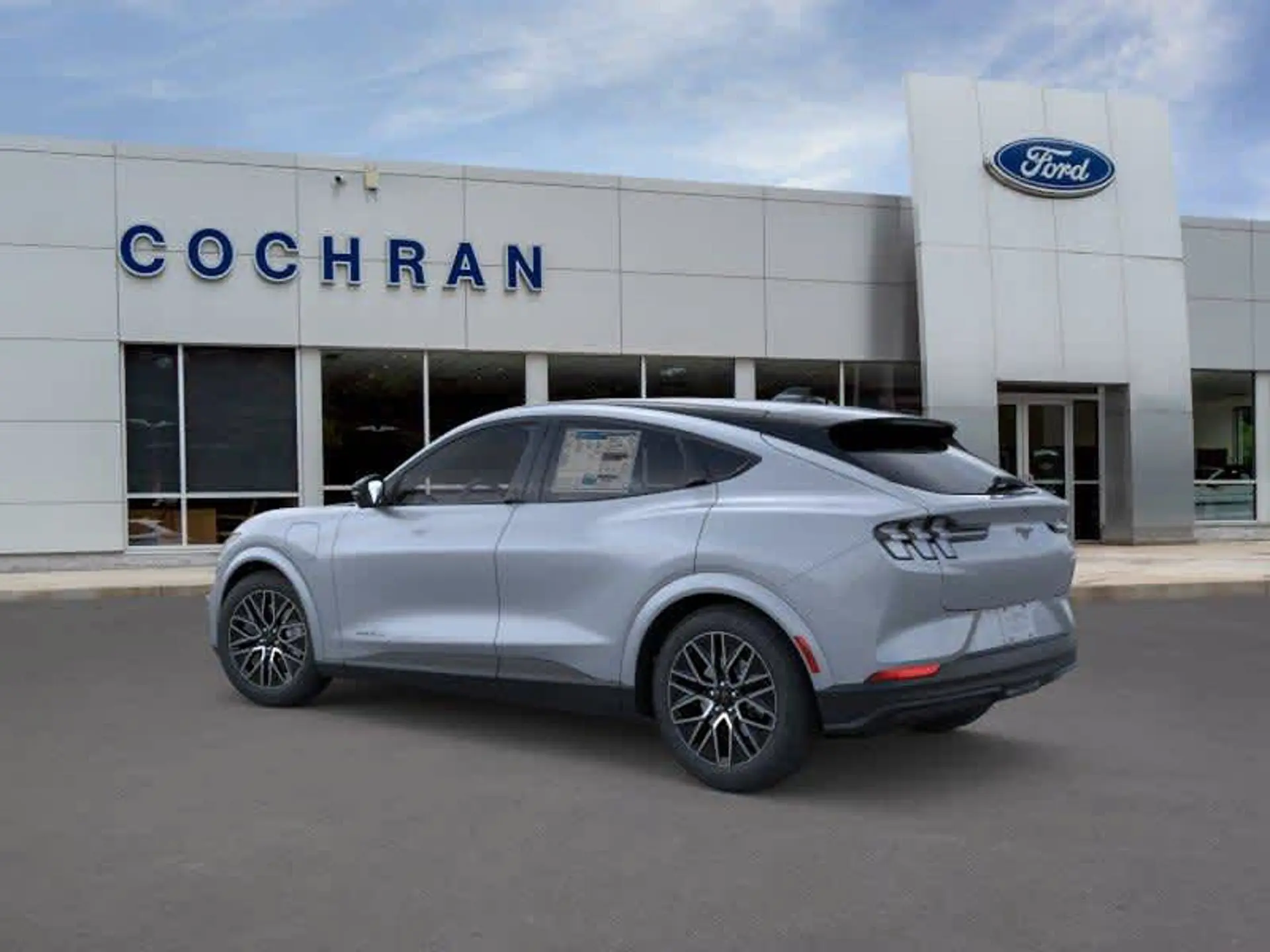 2026 Ford Mustang-Mach-e Premium photo 4