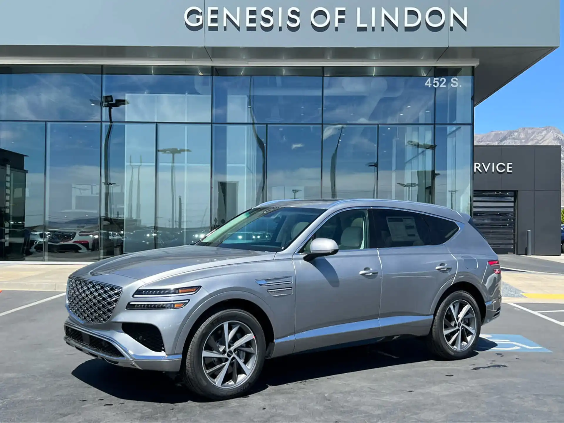 2026 Genesis GV80 2.5T Select AWD's photo