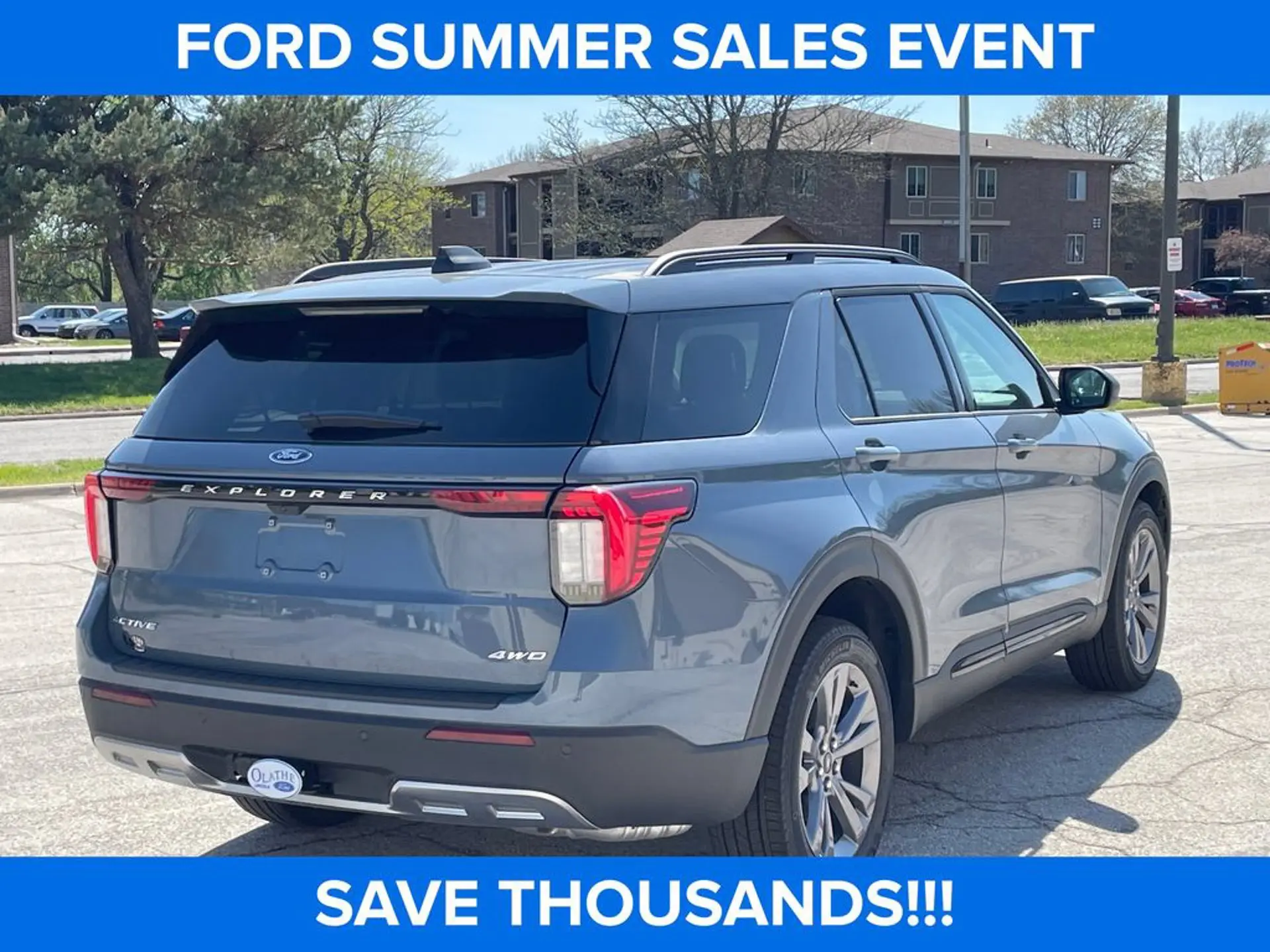 2026 Ford Explorer Active 4WD photo 5