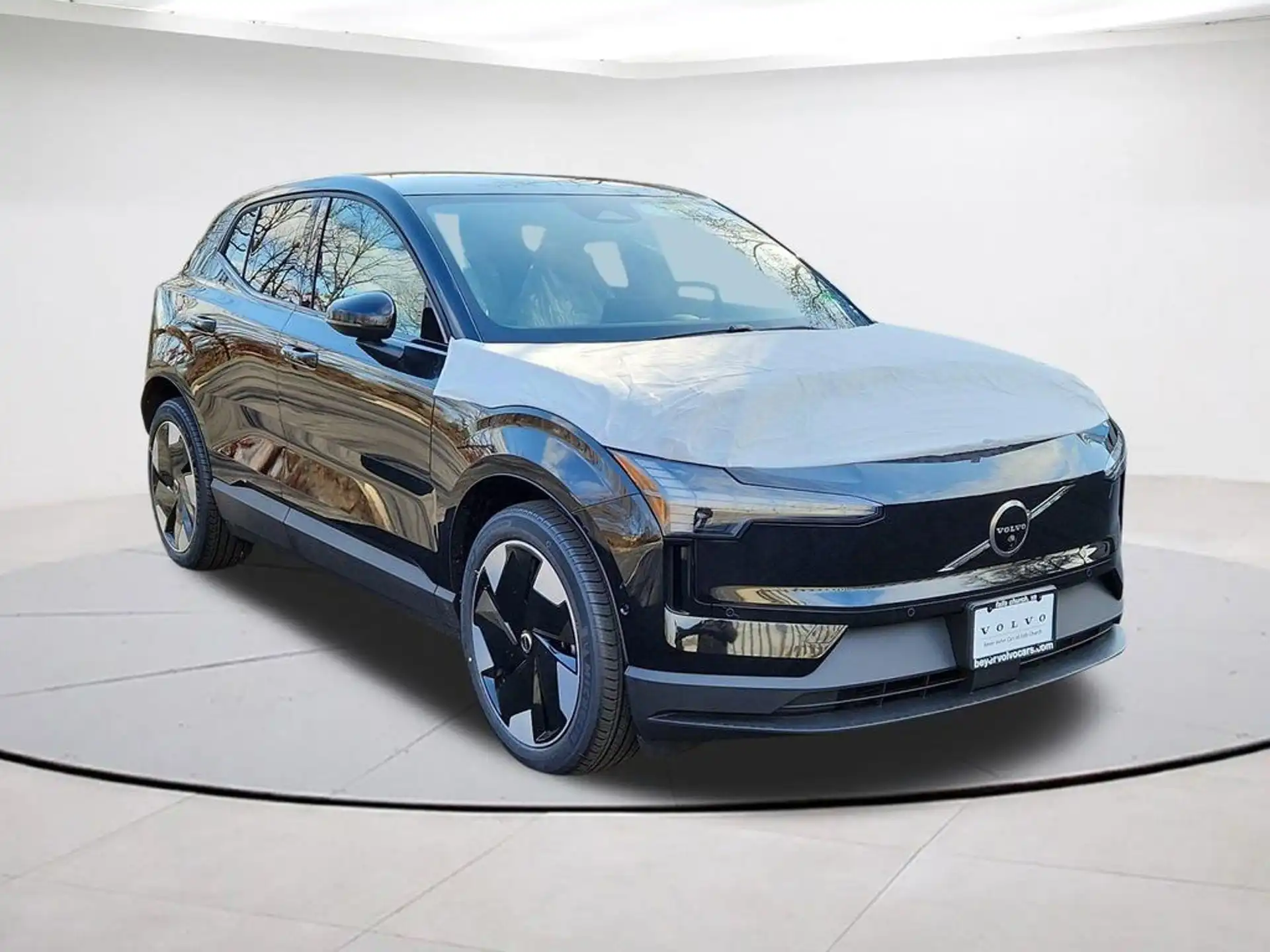 2026 Volvo EX30 Twin Motor Performance Ultra's photo