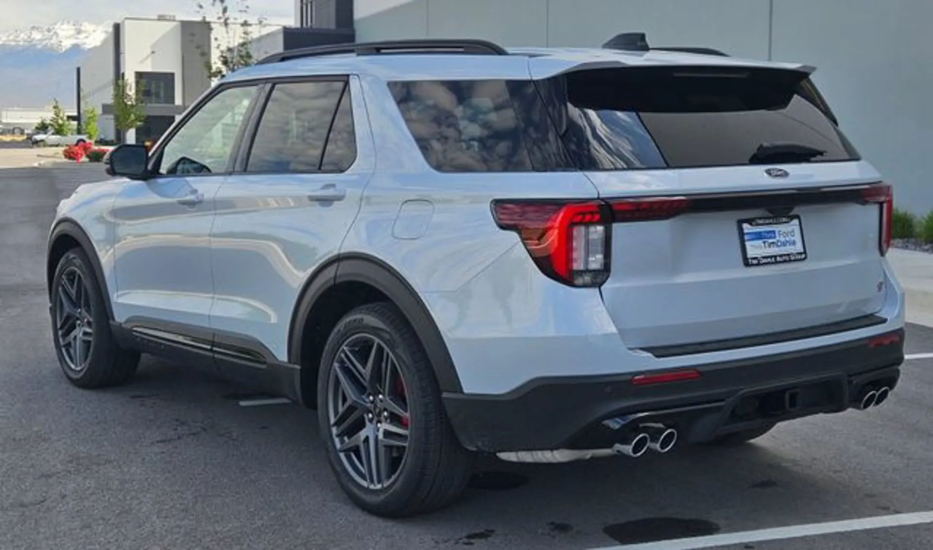 2026 Ford Explorer ST 4WD photo 4