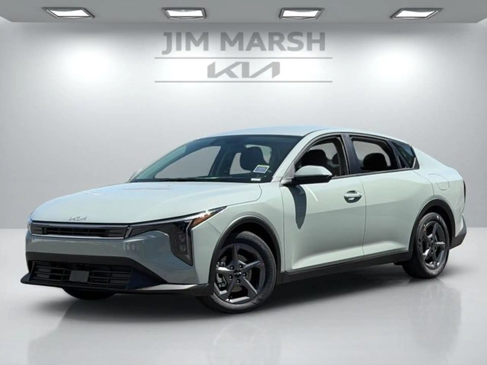 2026 Kia K4 LXS AT's photo