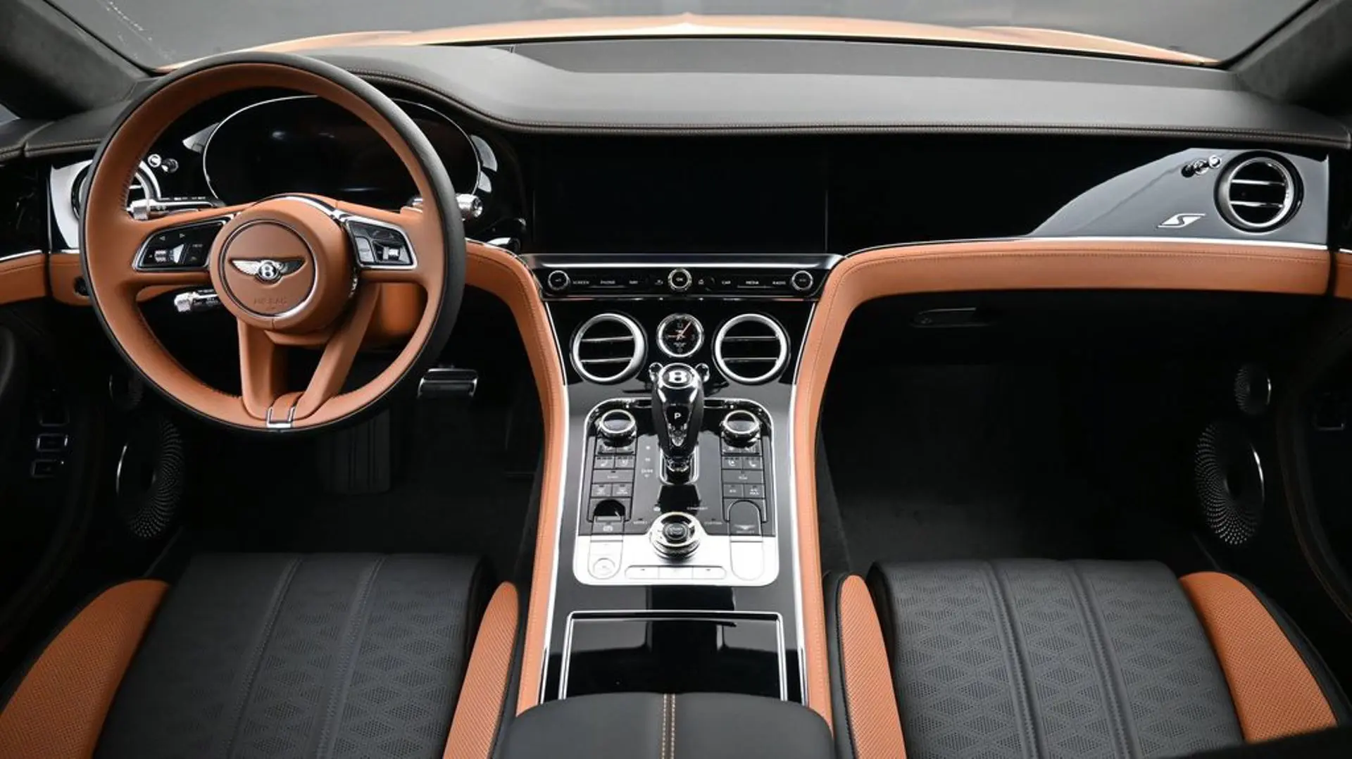 2026 Bentley Continental GT undefined photo 4