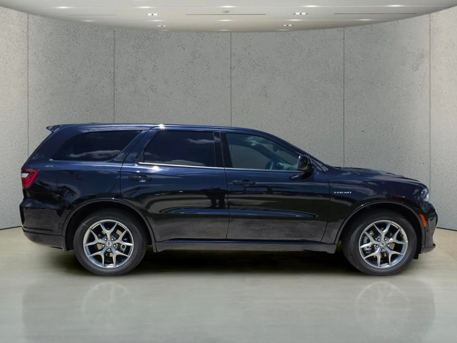 2026 Dodge Durango GT HEMI V8 AWD photo 3