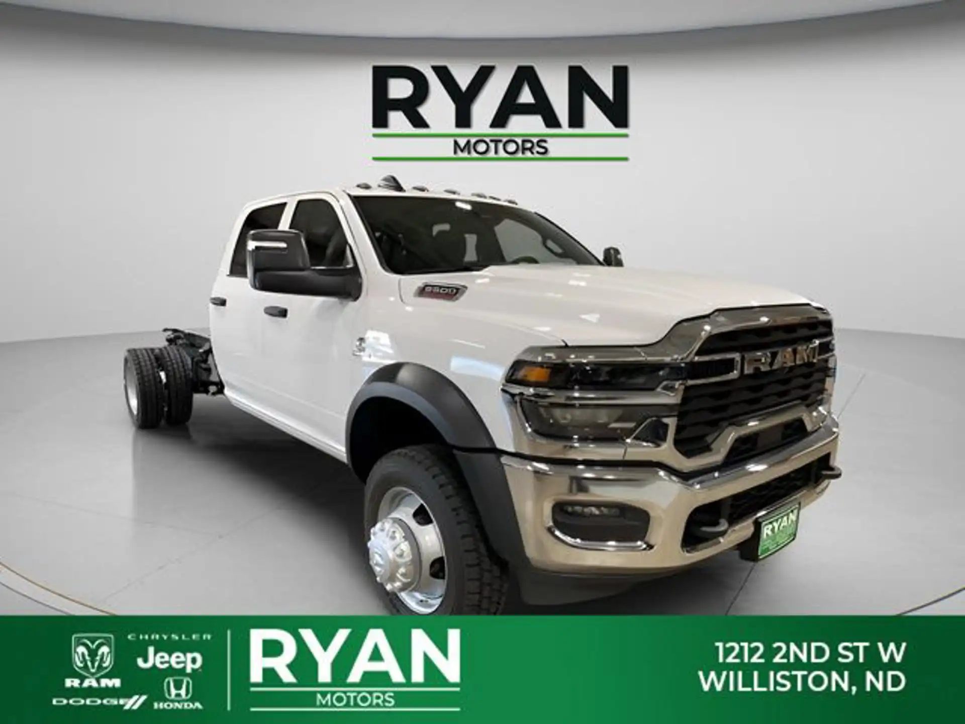 2026 RAM 5500 Big Horn 4X4 Crew Cab DRW 197" WB's photo
