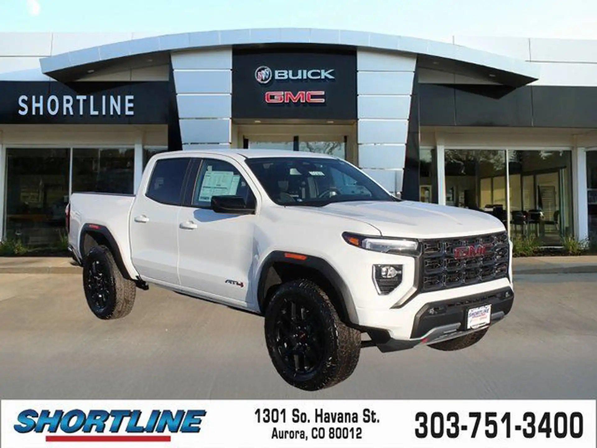 2025 GMC Canyon 4WD AT4 Crew Cab Short Box's photo