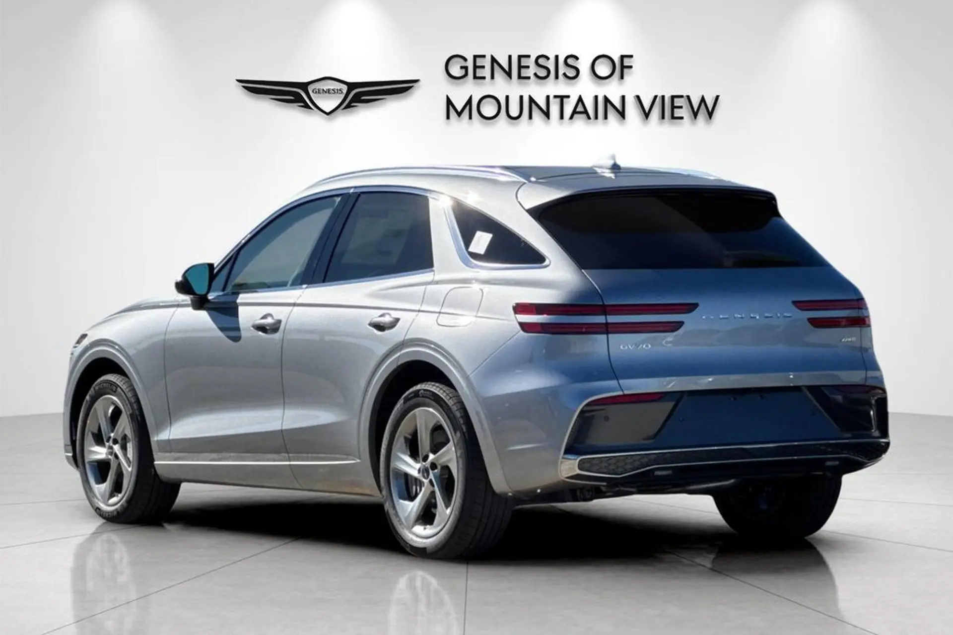 2026 Genesis GV70 2.5T Select AWD photo 5