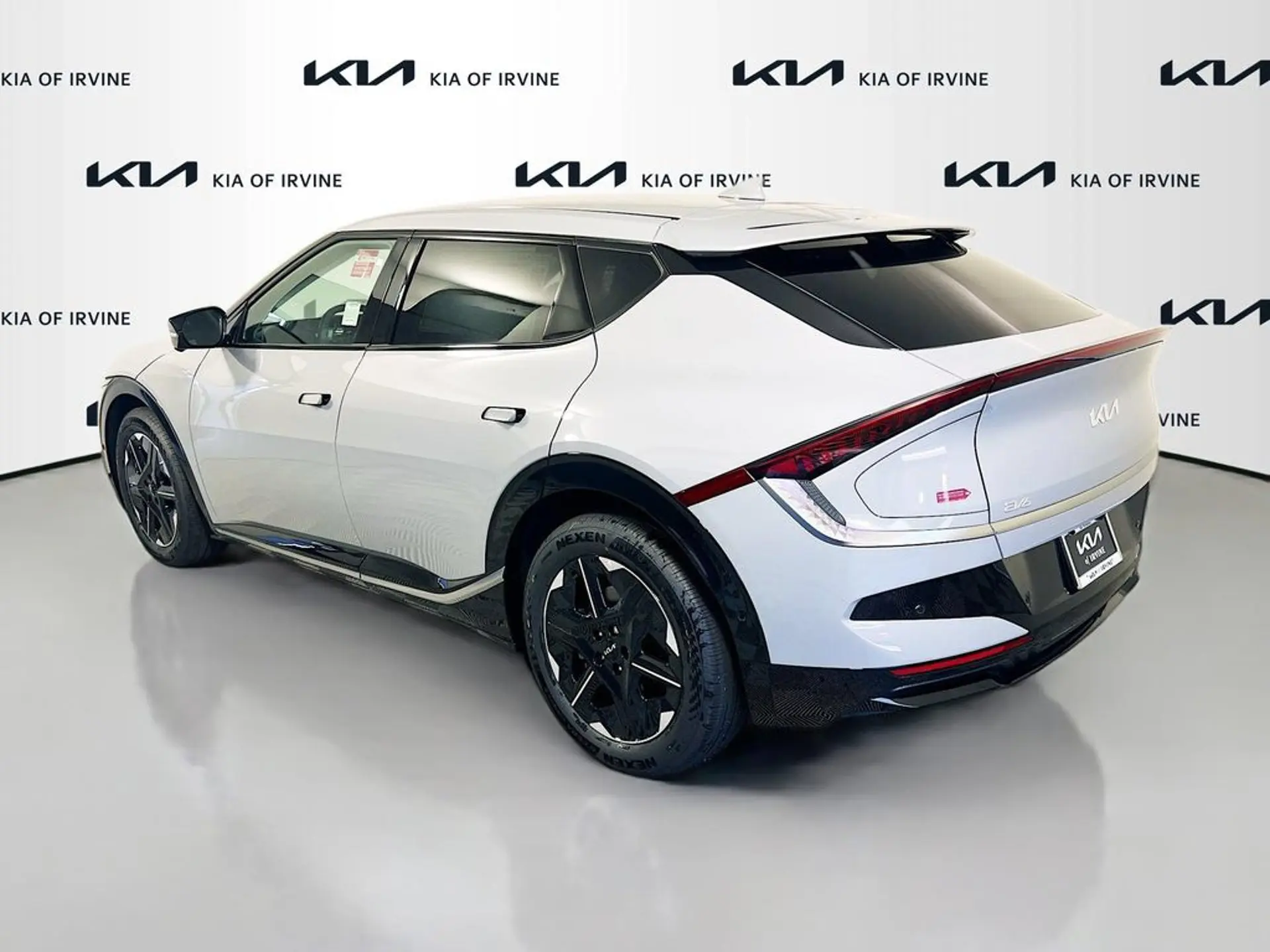 2026 Kia EV6 Wind photo 5
