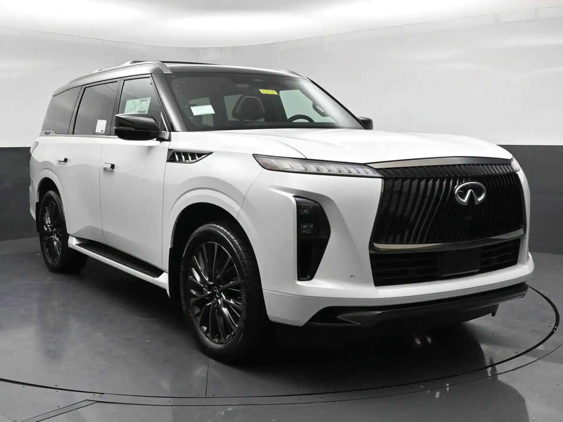 2027 INFINITI QX80 Autograph's photo