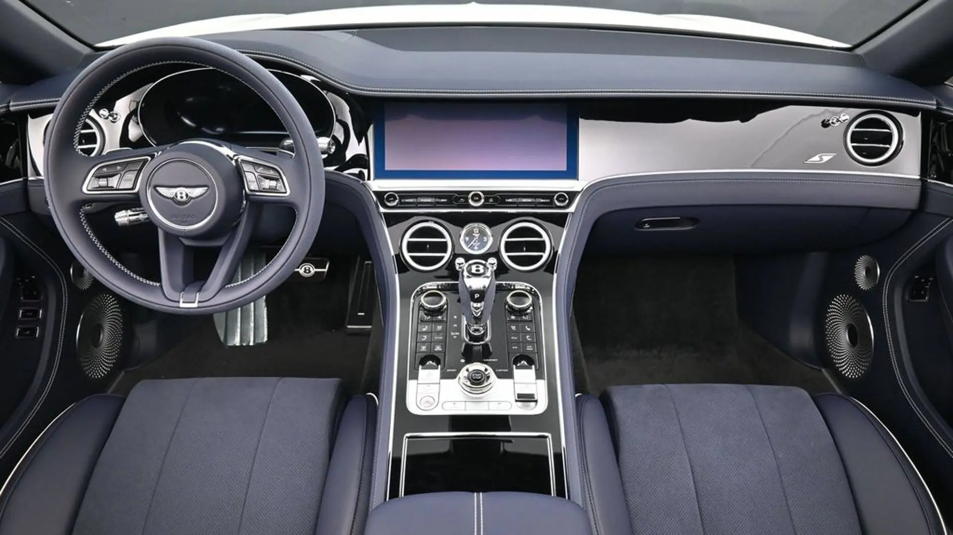 2026 Bentley Continental GT undefined photo 4
