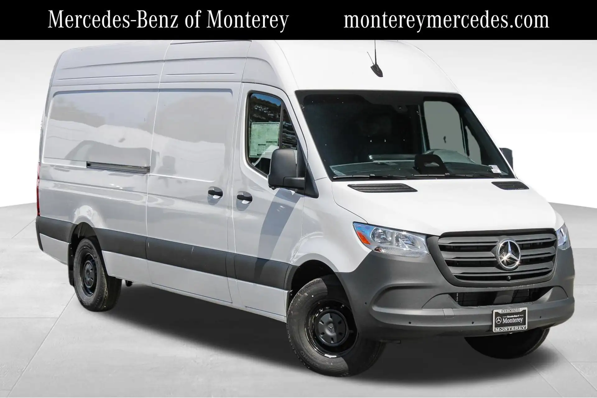2026 Mercedes-Benz Sprinter 2500 170 WB High Roof's photo