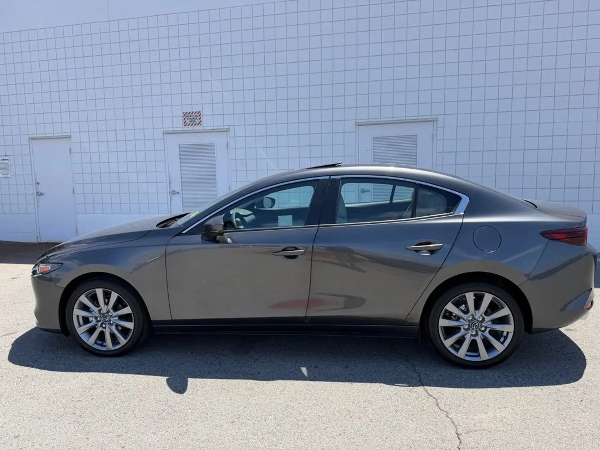 2026 Mazda CX-3 Preferred AT 4-Door SKYACTIV photo 3
