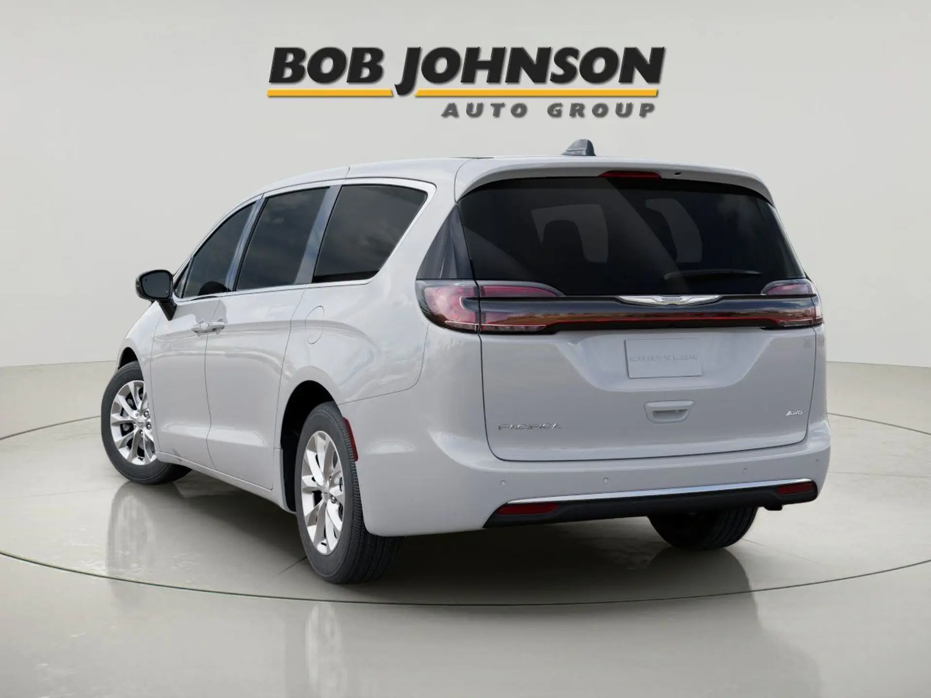 2026 Chrysler Pacifica Select AWD photo 3