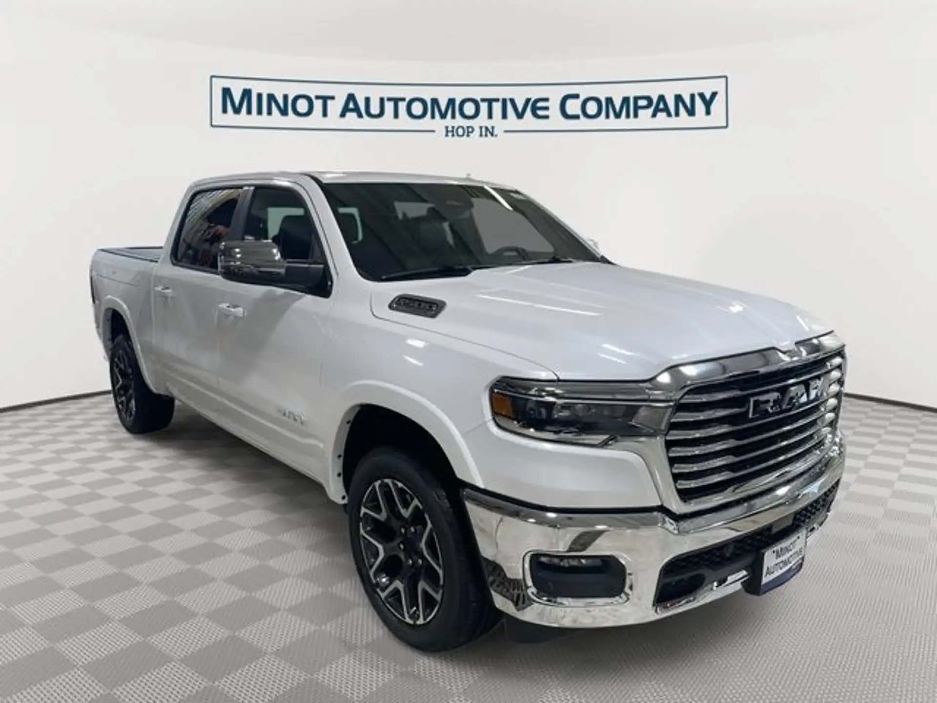 2026 RAM 1500 Laramie 4x4 Crew Cab 5'7's photo
