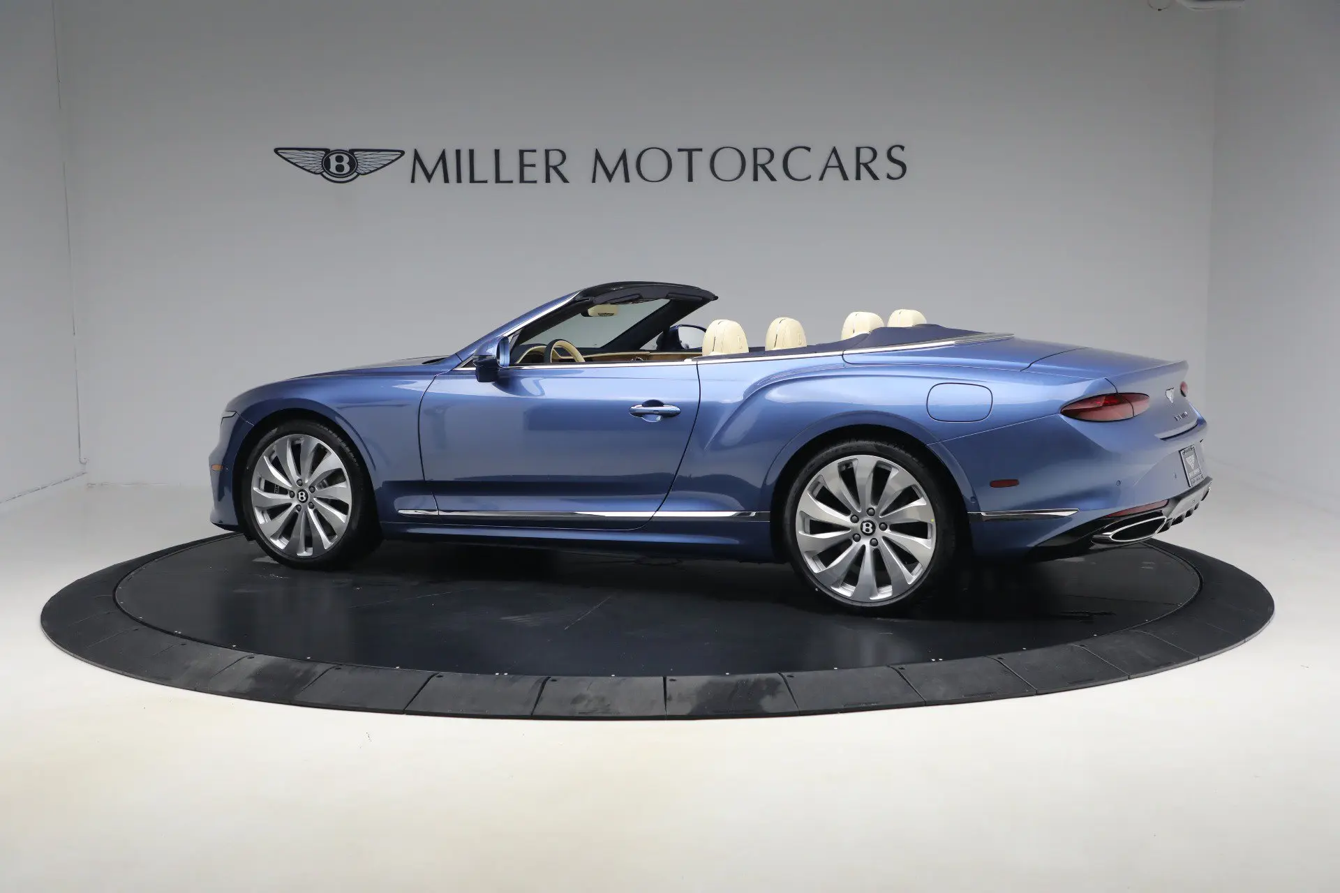 2026 Bentley Continental GT Base photo 4