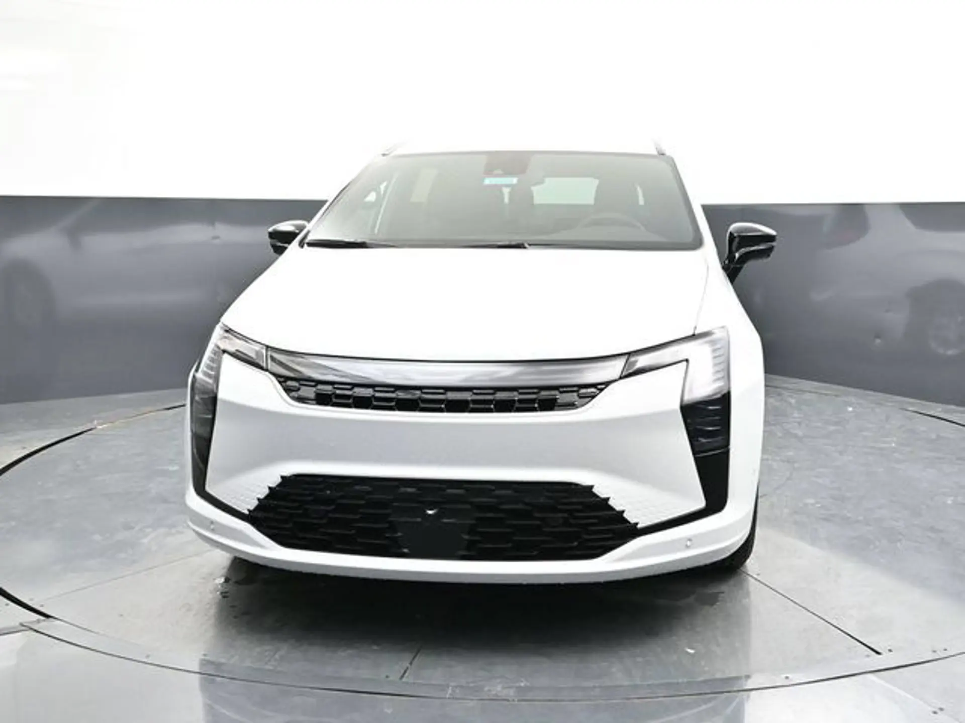 2027 Chrysler Pacifica Select photo 3