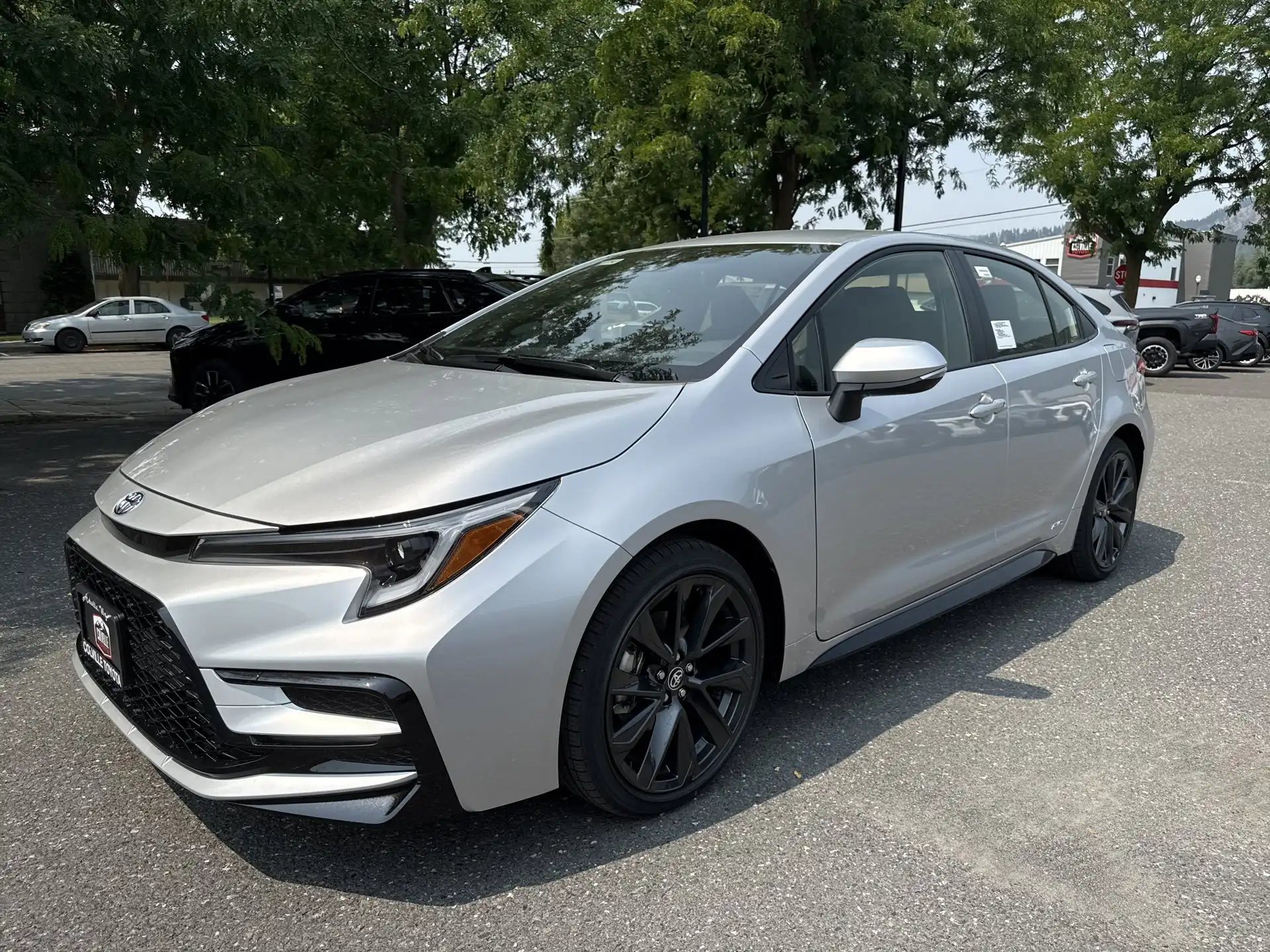 2026 Toyota Corolla SE Hybrid CVT AWD's photo