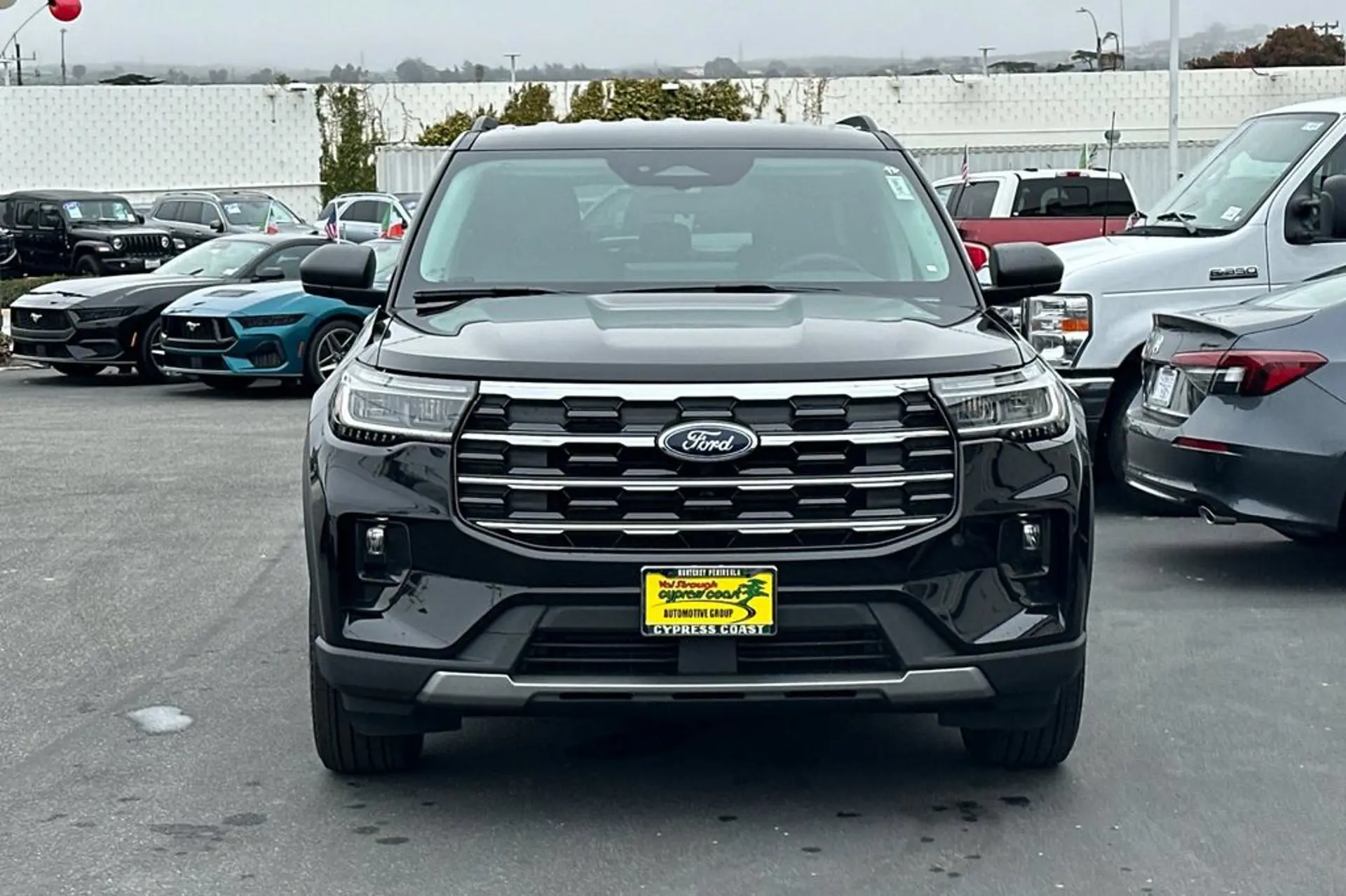 2026 Ford Explorer Active 4WD photo 5
