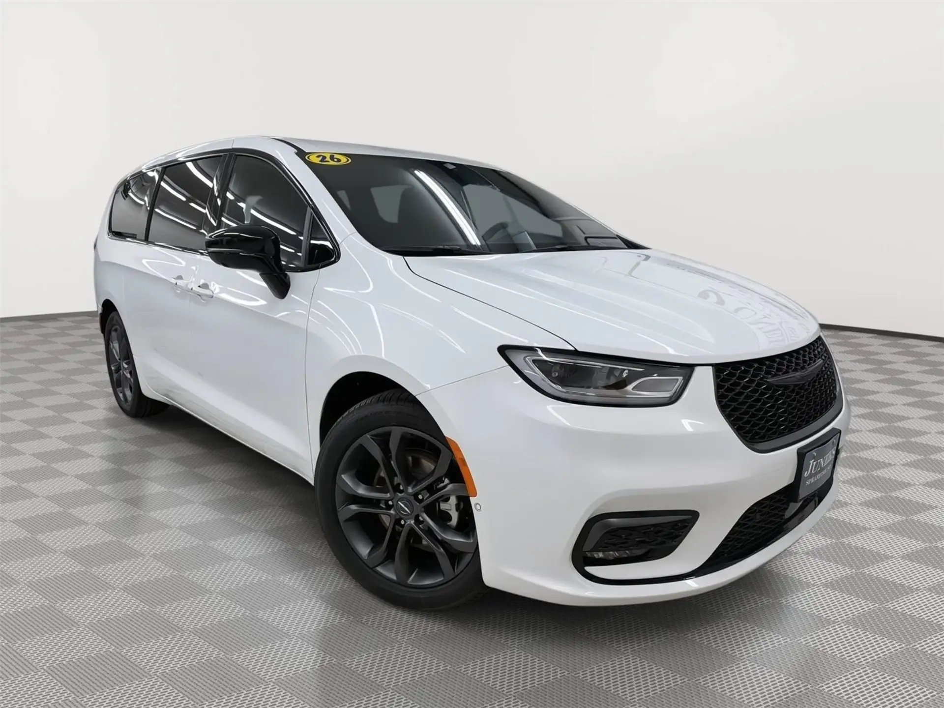 2026 Chrysler Pacifica Select photo 1