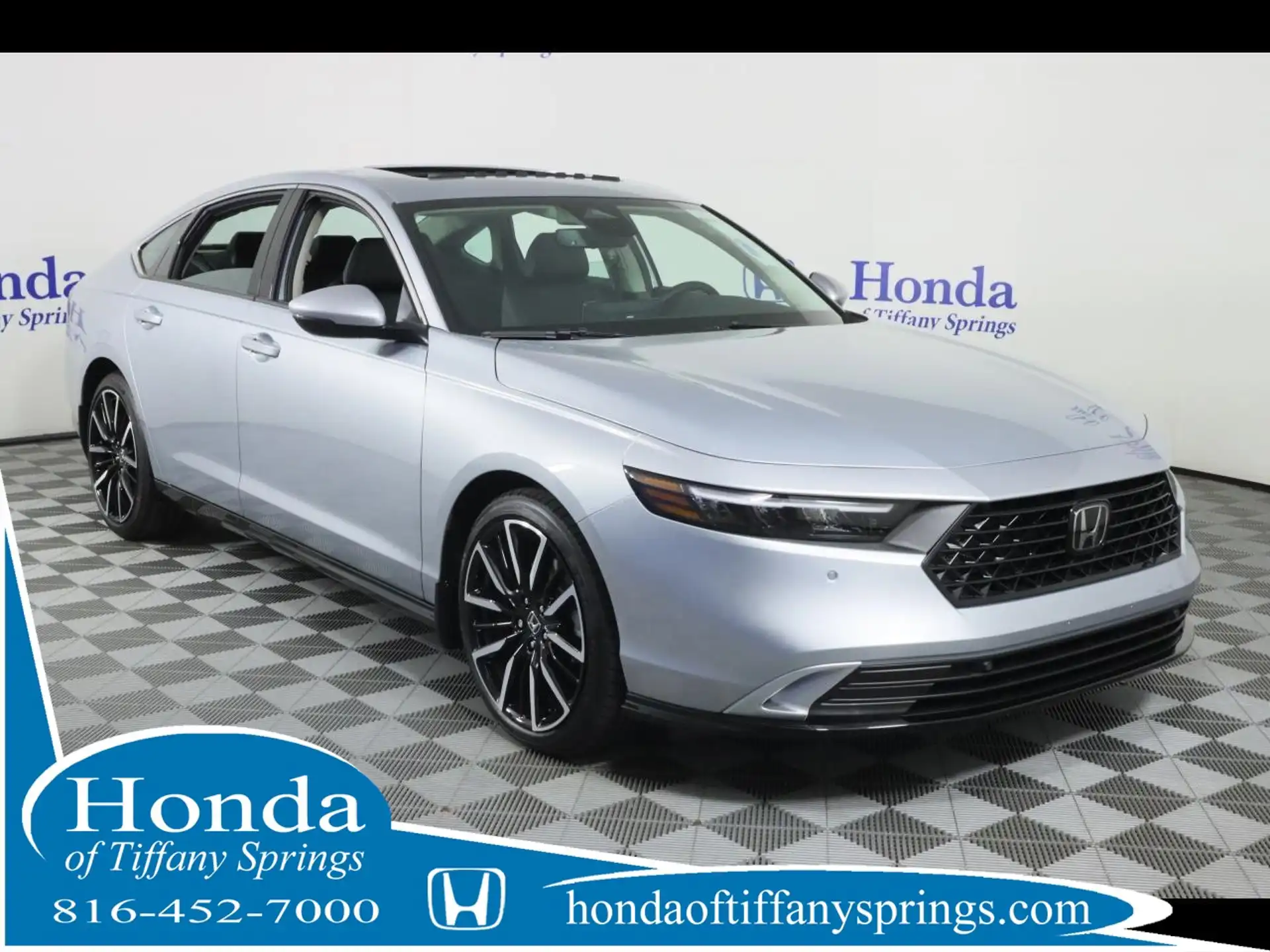 2026 Honda Accord Hybrid Touring's photo